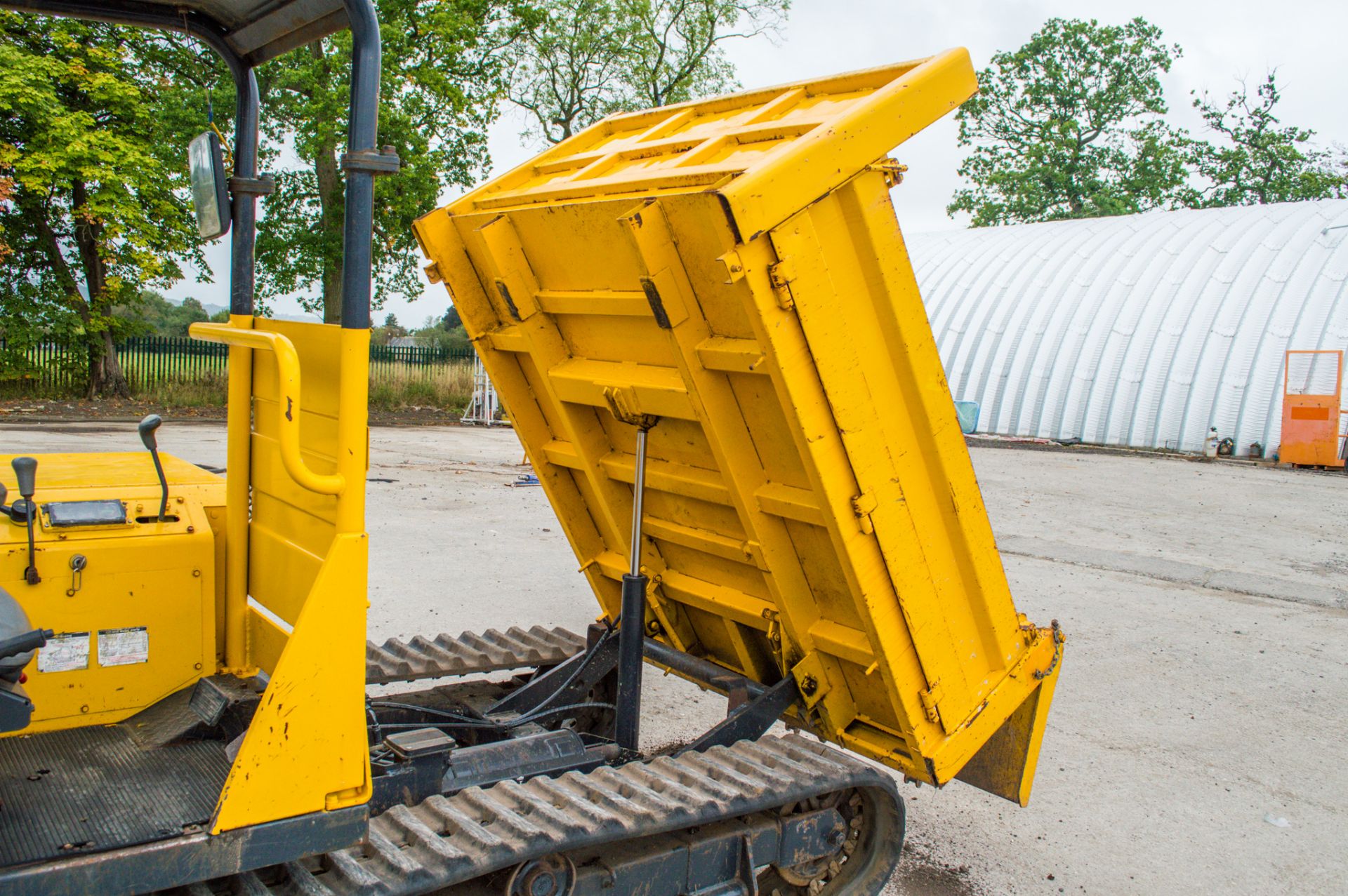 Yanmar C30R 3 tonne straight skip dumper rubber tracked dumper Recorded Hours: Not displayed ( clock - Image 12 of 16