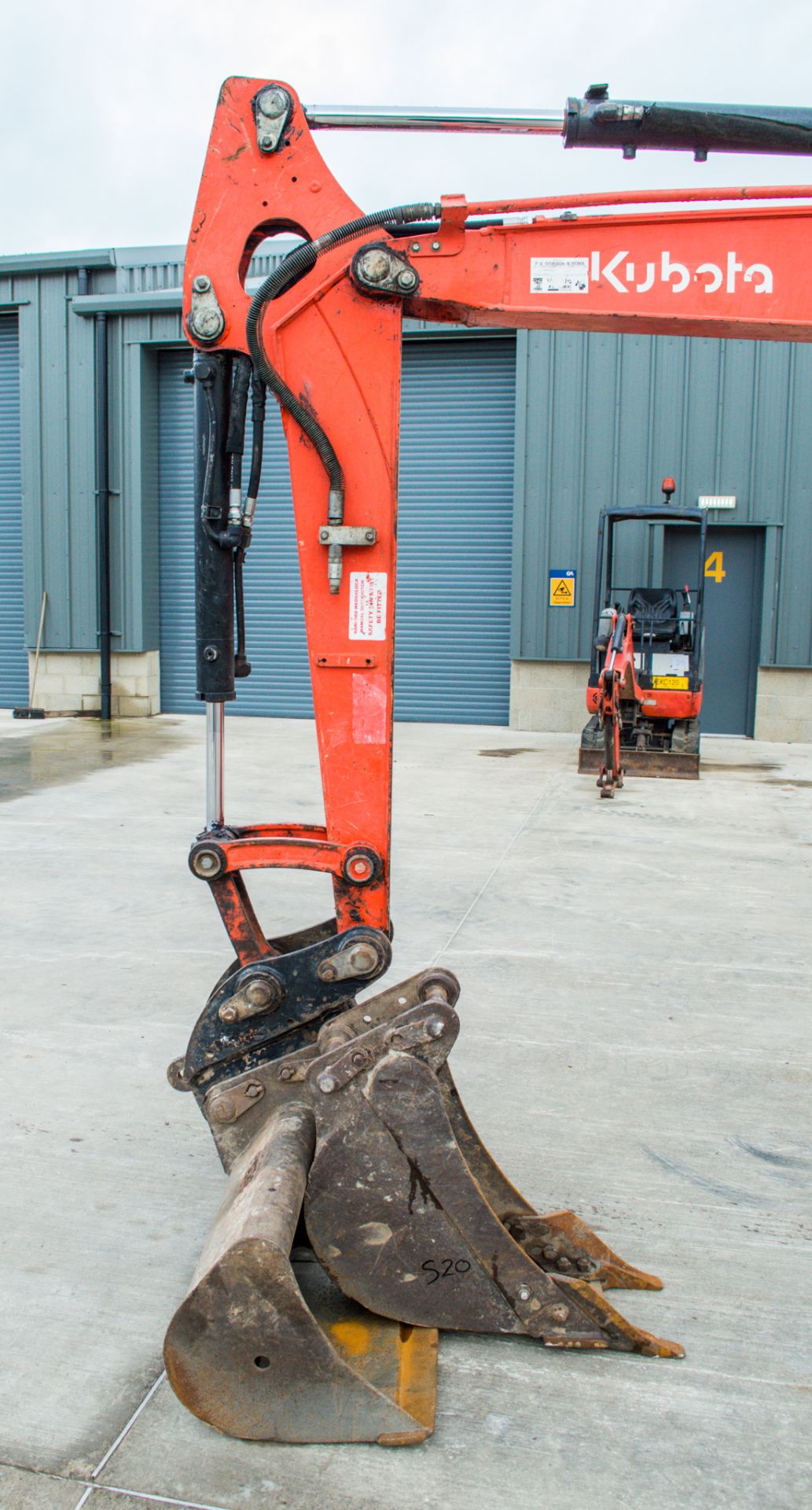 Kubota U48-4 4.8 tonne rubber tracked excavator Year: 2011 S/N: 50890 Recorded Hours: 4472 c/w - Image 13 of 18