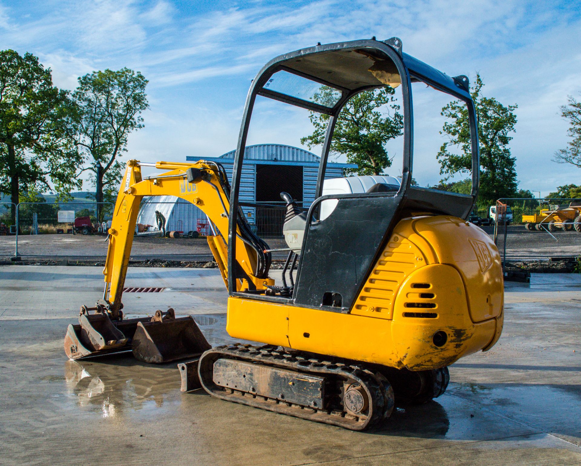 JCB 801.6 1.5 tonne rubber tracked mini excavator S/N: 7491 Recorded Hours: Not displayed (Clock - Image 4 of 17