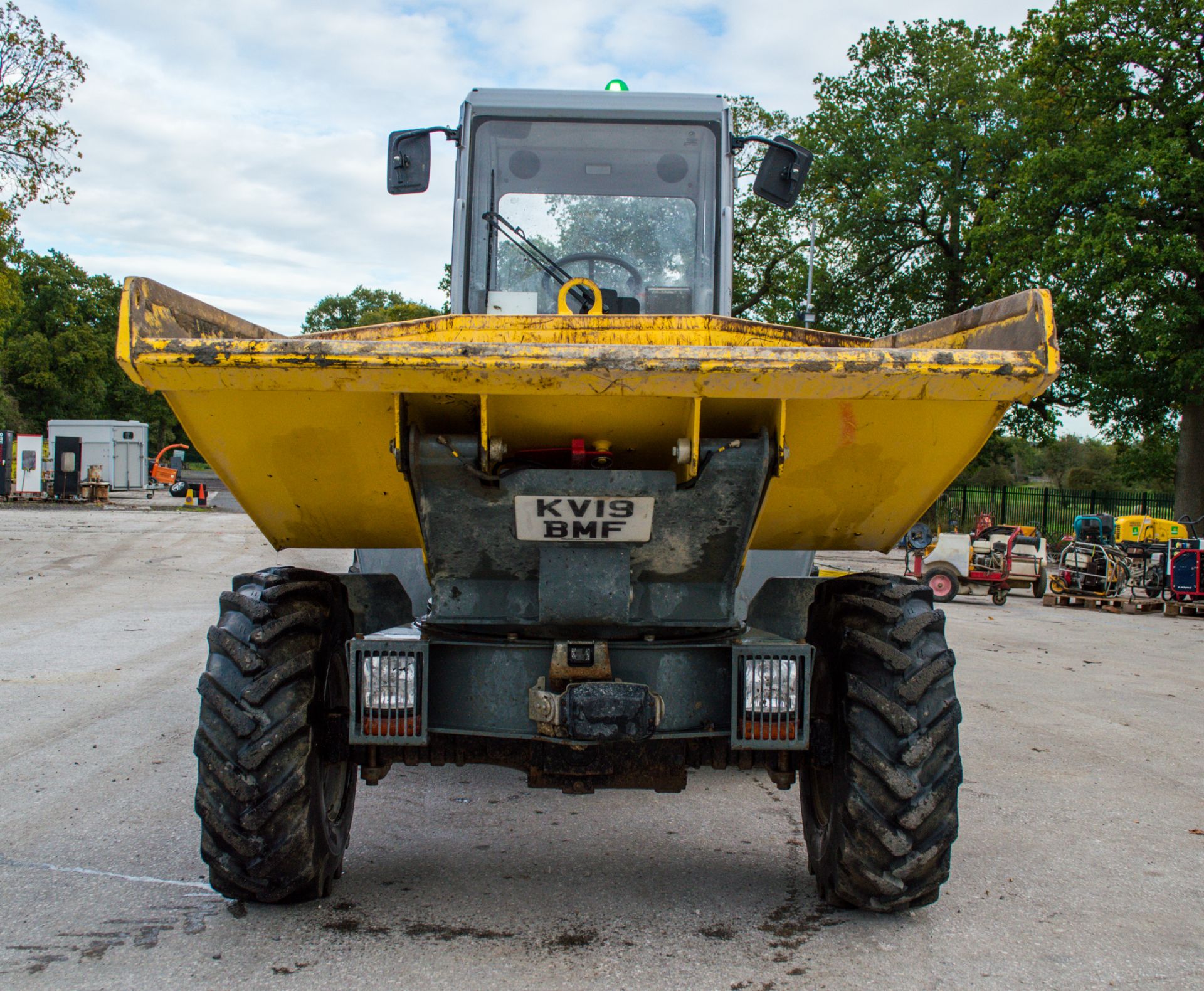 Wacker Neuson 3001 3 tonne cabbed swivel skip dumper Year: 2019 S/N: 02573 Recorded Hours: 794 - Image 5 of 18