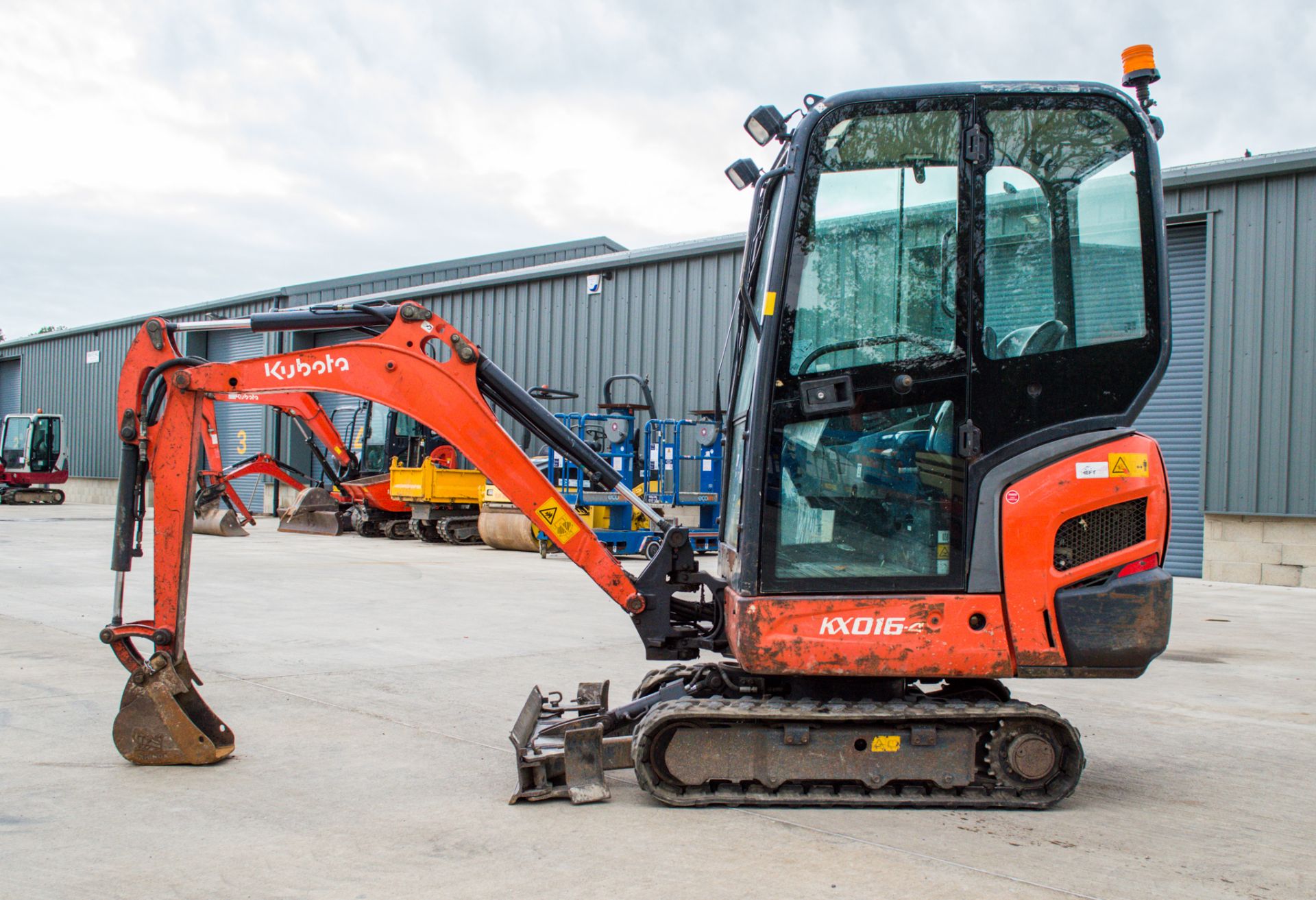 Kubota KX016-4 1.6 tonne rubber tracked excavator Year: 2013 S/N: 56652 Recorded Hours: 3393 c/w - Image 8 of 16