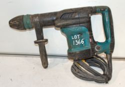 Makita HM0871C 110v SDS rotary hammer drill 05011890