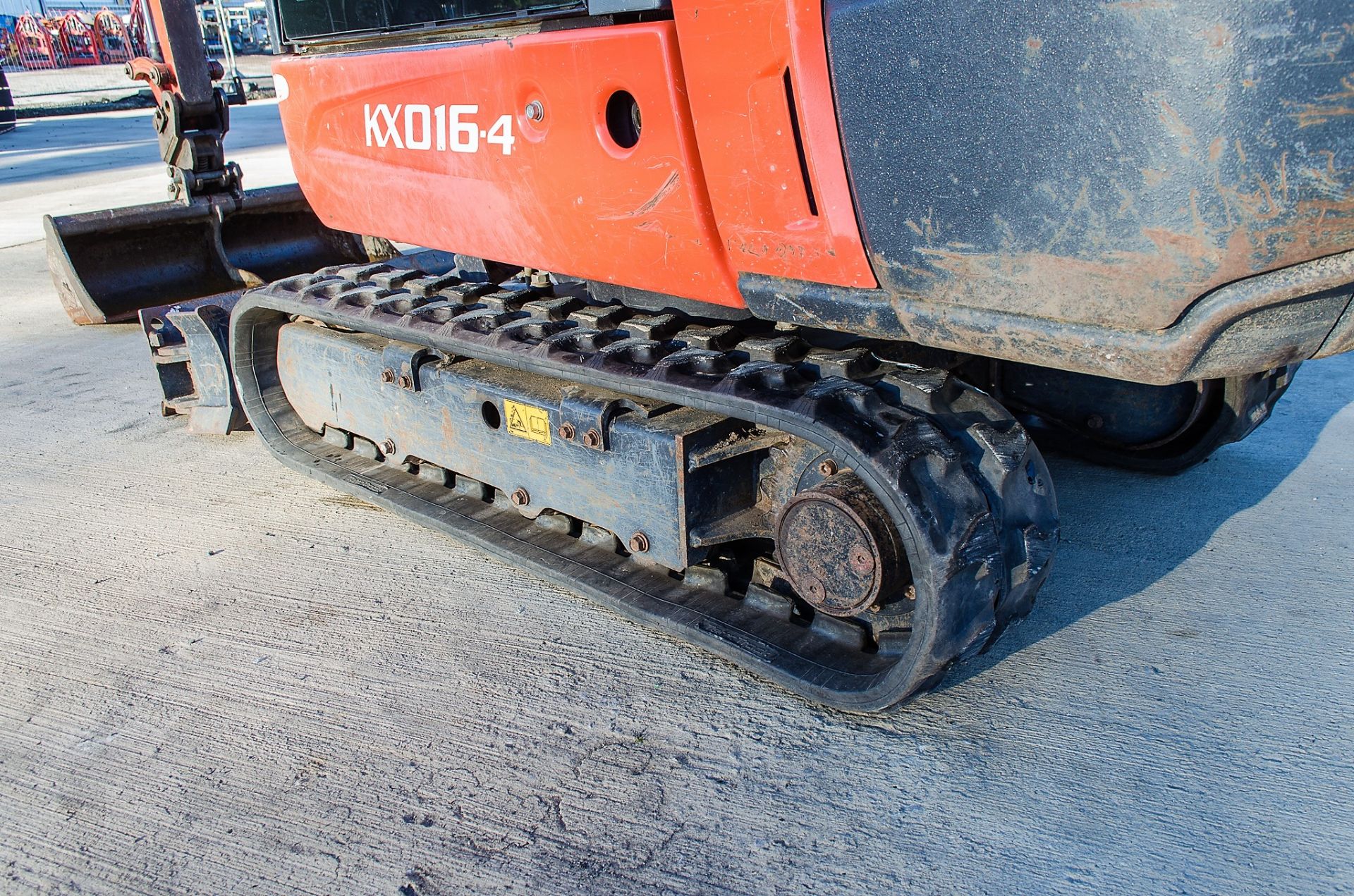 Kubota KX016-4 1.5 tonne rubber tracked mini excavator Year: 2015 S/N: 59296 Recorded Hours: 1652 - Image 9 of 20