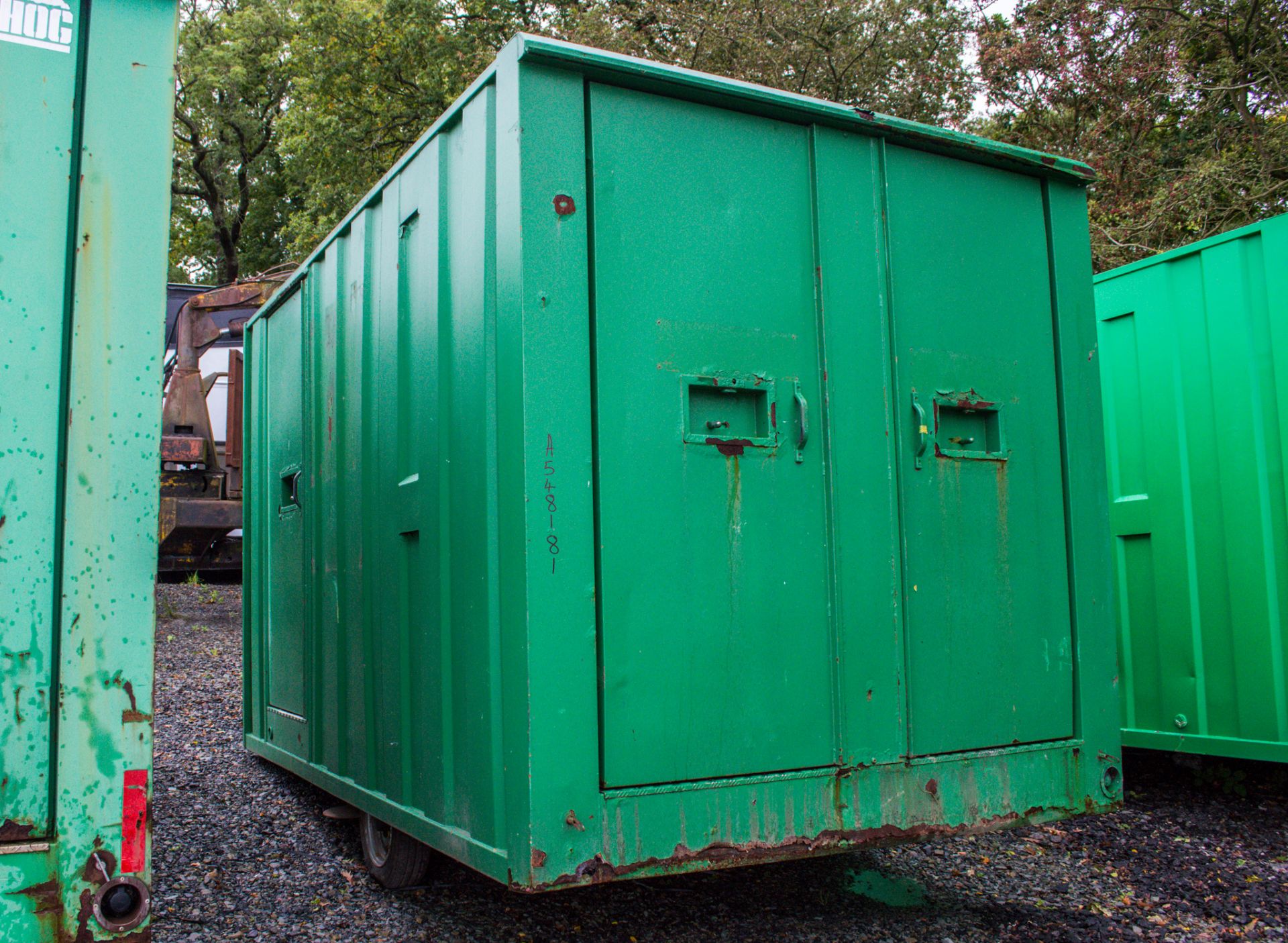 Ground Hog 12' by 8' fast tow self lowering welfare unit    c/w canteen area, toilet room, generator - Image 6 of 12