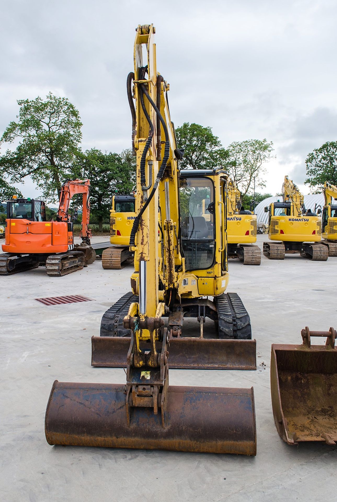 Komatsu PC45R 4.5 tonne rubber tracked mini excavator Year: 2004 S/N: 22289 Recorded Hours: 6109 - Image 4 of 20