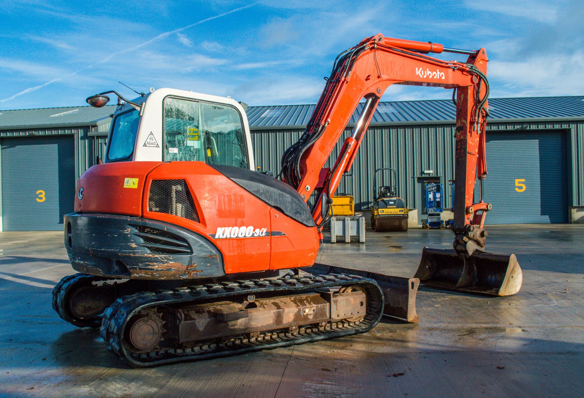 Kubota KX080-3 8 tonne rubber tracked excavator Year: 2012 S/N: 26381 Recorded Hours: 5162 blade, - Image 3 of 18