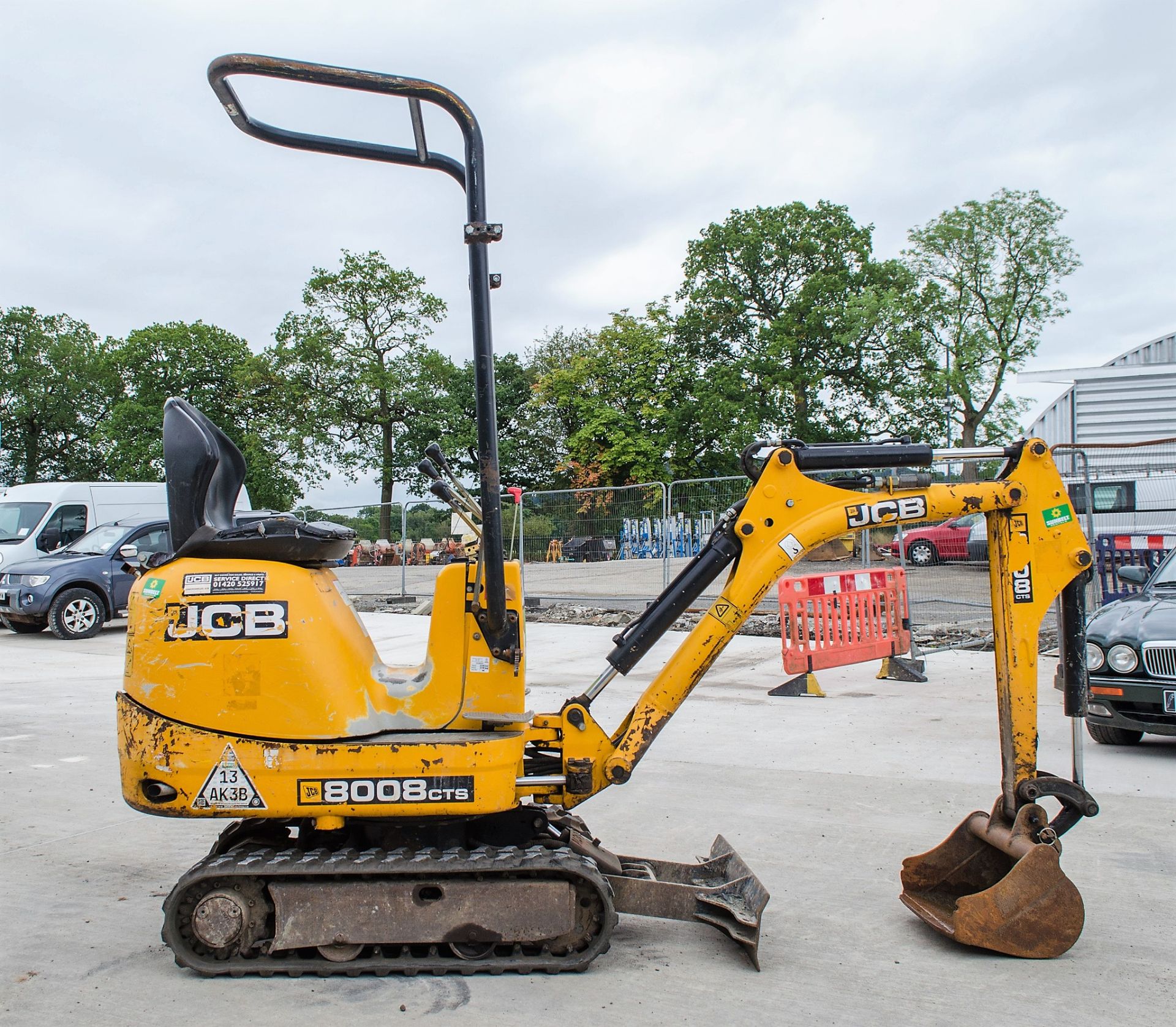 JCB 8008 CTS 0.8 tonne rubber tracked micro excavator Year: 2014 S/N: 2910541 Recorded Hours: 1818 - Image 8 of 20