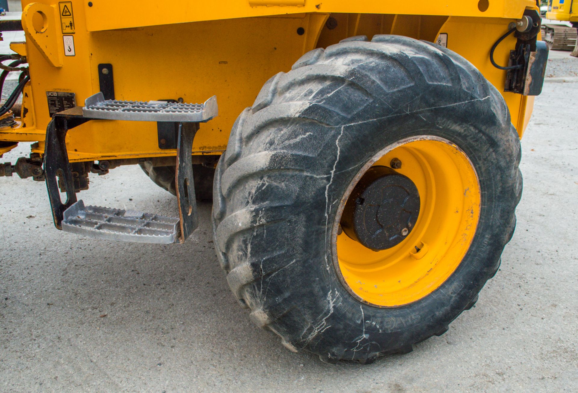 JCB 9T-1 9 tonne straight skip dumper  Year: 2018 S/N: 561853 Recorded Hours: 1307 - Image 11 of 19