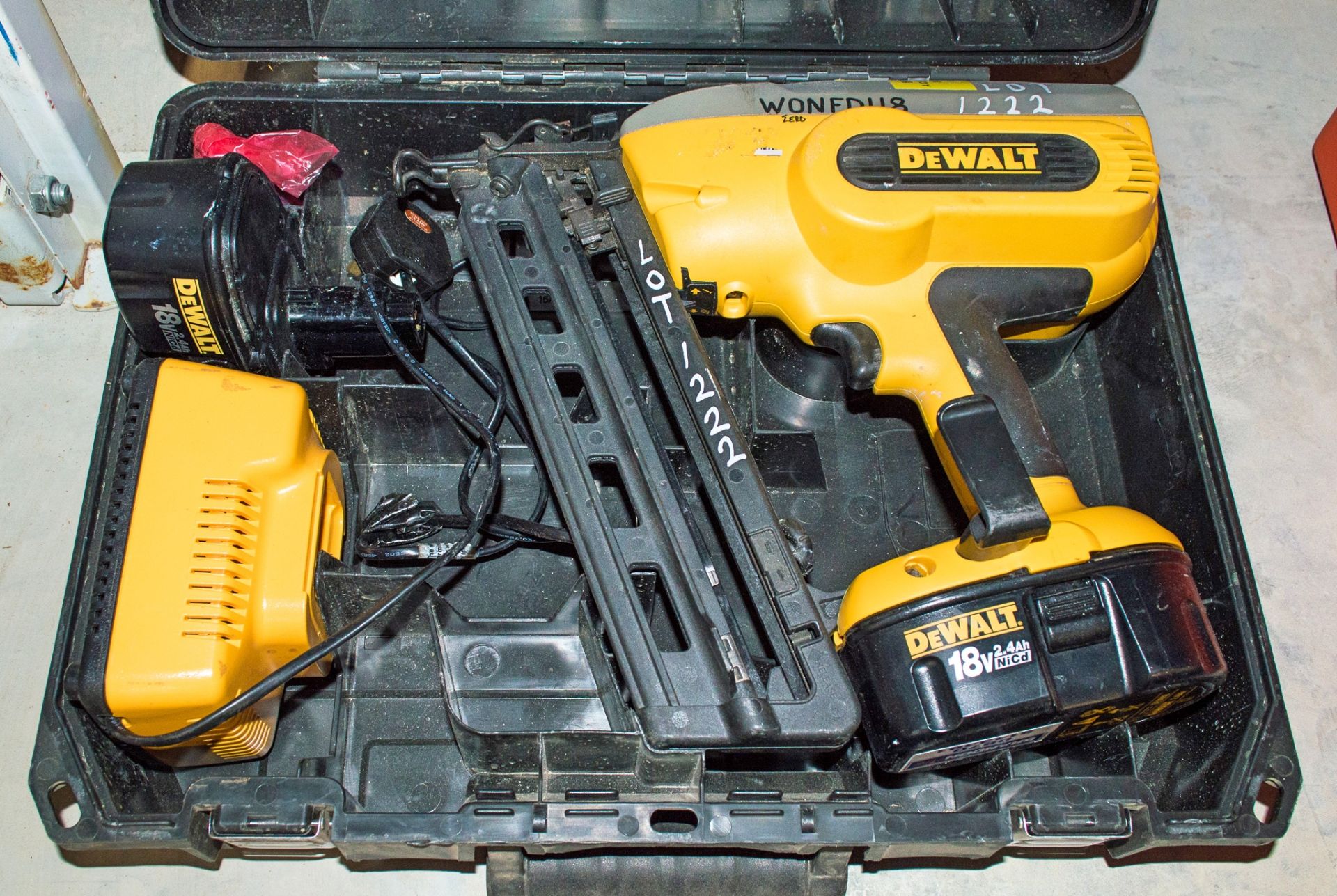 Dewalt XRP cordless nail gun c/w 2 batteries, charger & carry case WONED118