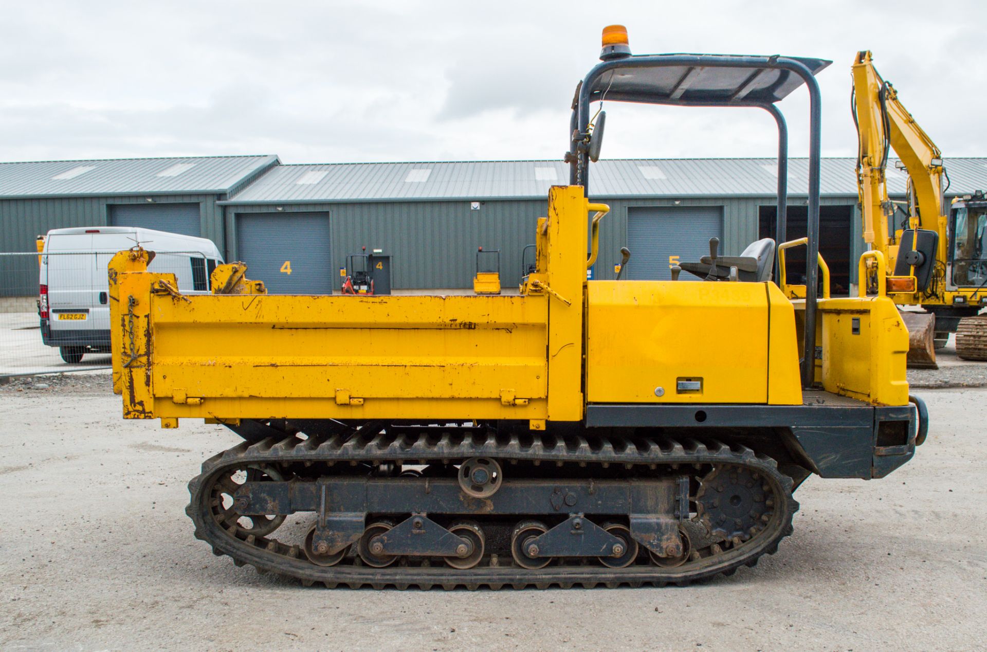 Yanmar C30R 3 tonne straight skip dumper rubber tracked dumper Recorded Hours: Not displayed ( clock - Image 7 of 16