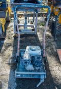 Petrol driven beam screed unit