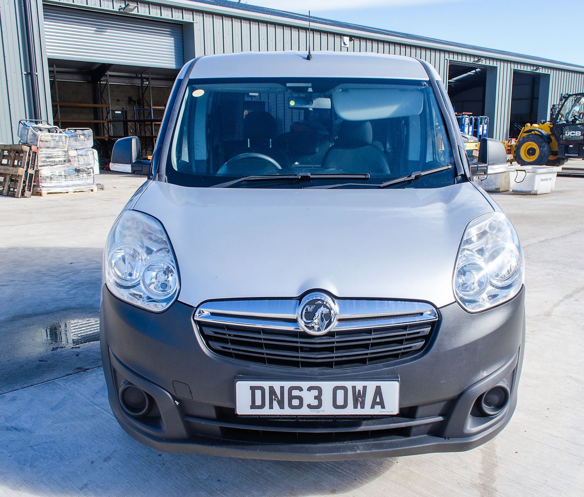 Vauxhall Combo 2300 1.3 CDTi Eco Flex glazed crew van Registration Number: DN63 OWA Date of - Image 5 of 25