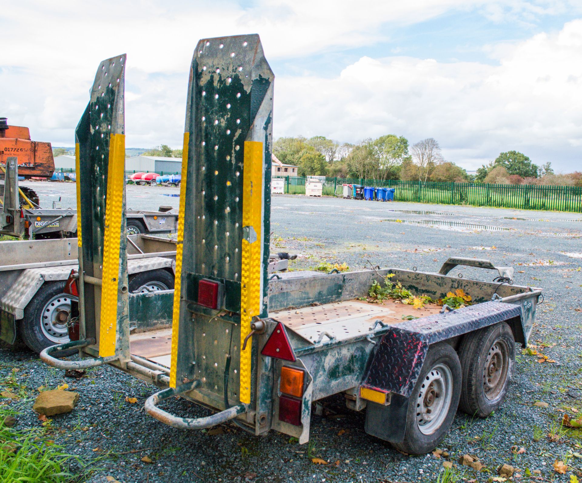 Ifor WIlliams GH 94 tandem axle plant trailer  CPHTA569 - Image 2 of 4