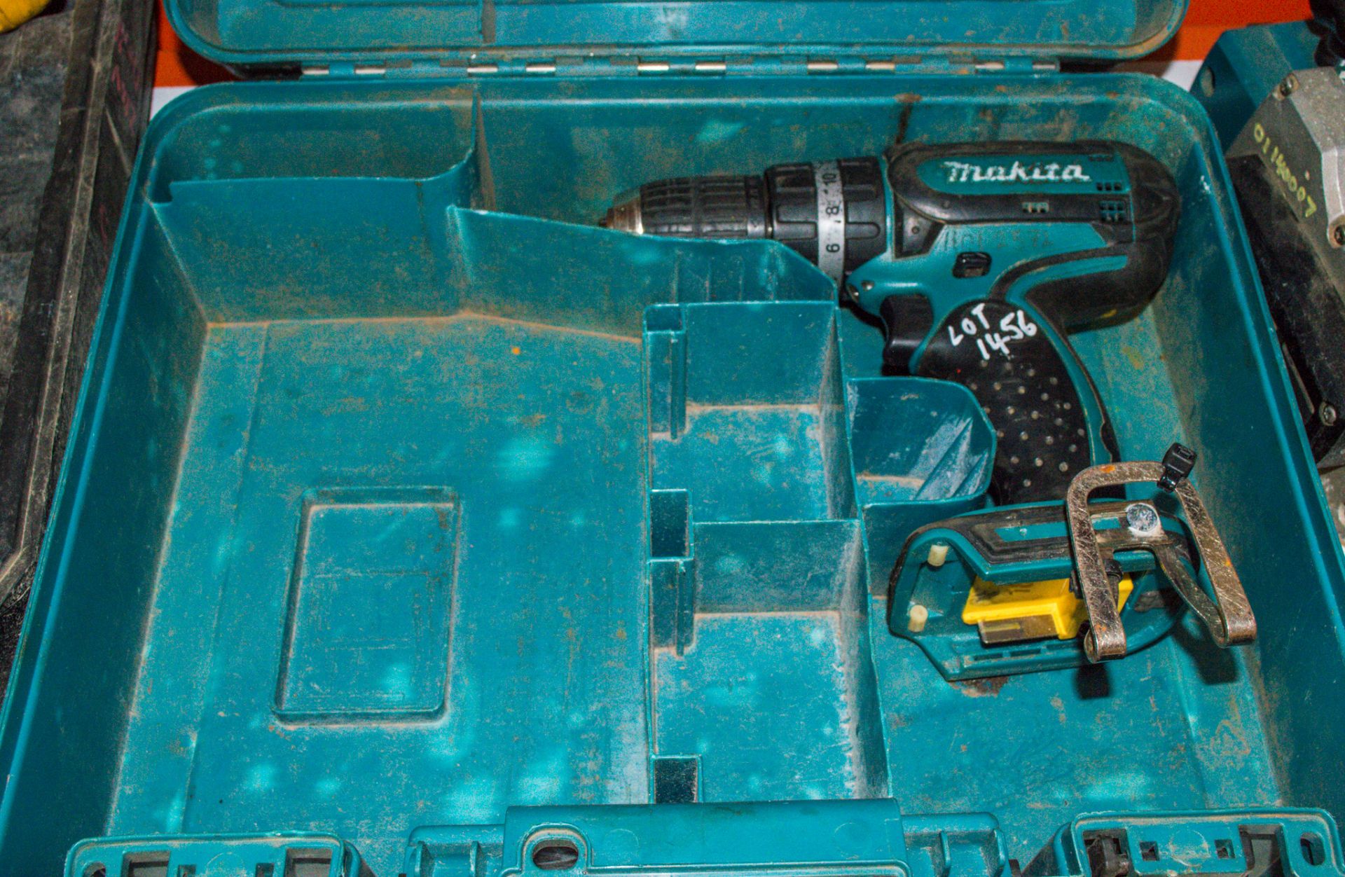 Makita BHP452 18v cordless power drill c/w carry case ** No charger