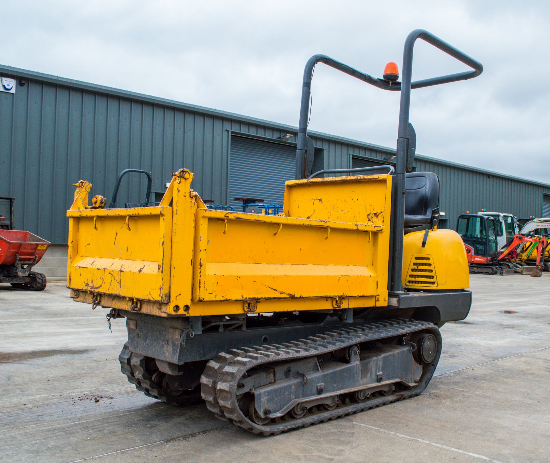 Yanmar C12-R 1.2 tonne straight skip rubber tracked dumper Recorded Hours: 1034 P3073