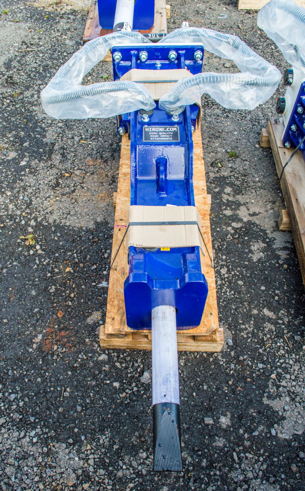 Hirox HD-X20 hydraulic breaker to suit 5 tonne excavator ** Unused ** - Image 2 of 2