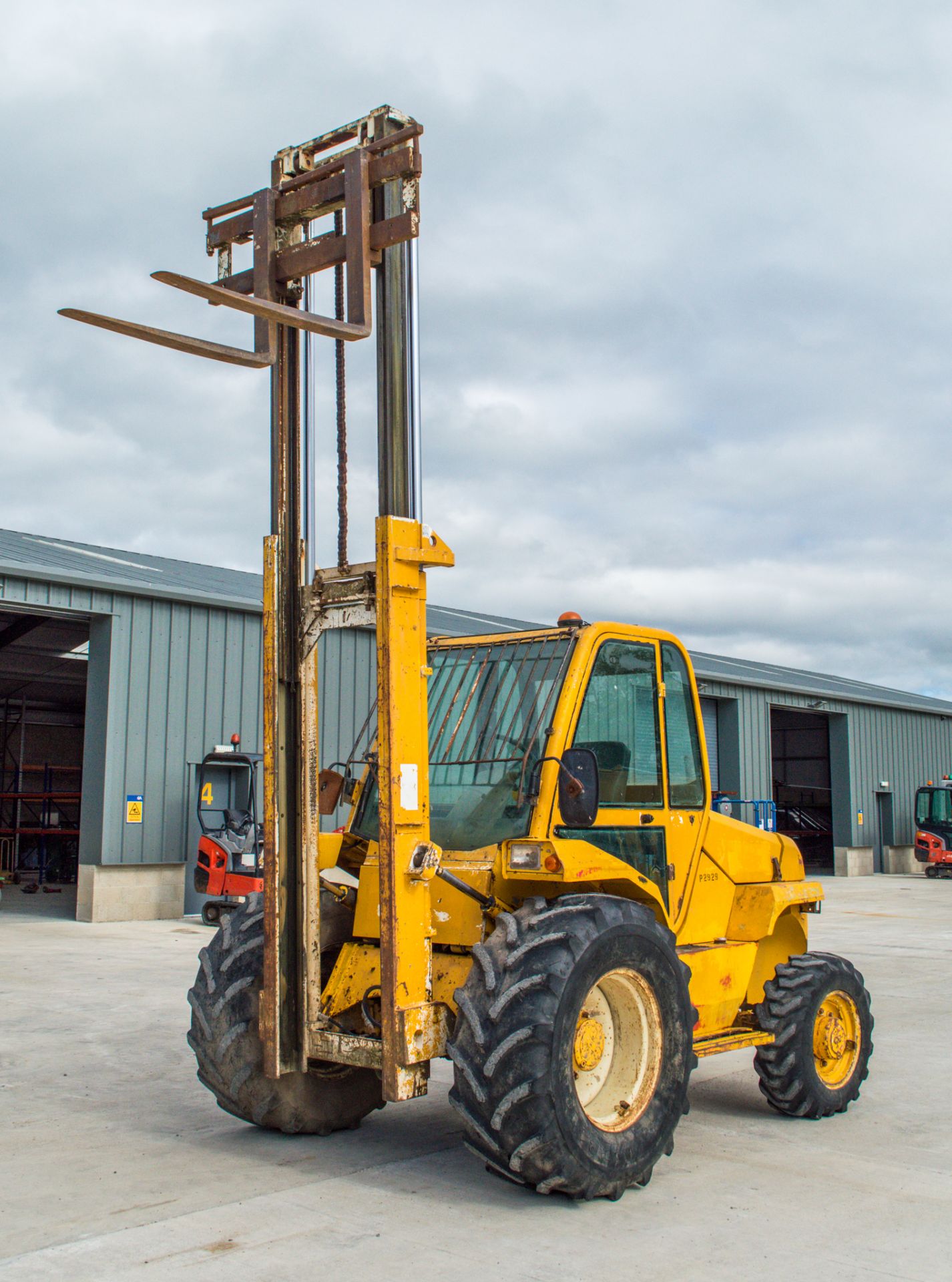 Manitou M26-4 rough terrain forklift Year; 1997 S/N: 123752 Recorded Hours: 4707 P2929 - Image 12 of 16