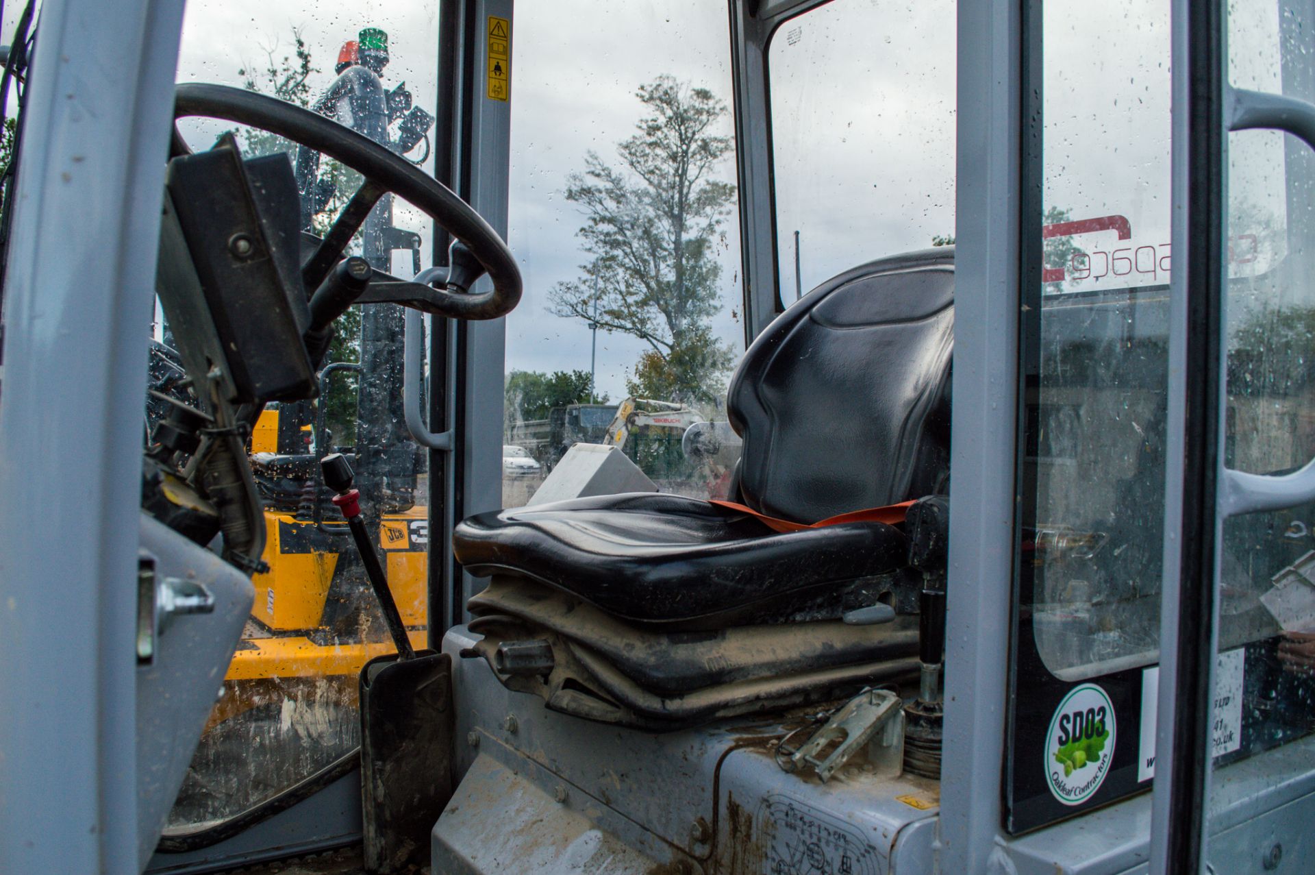 Wacker Neuson 3001 3 tonne cabbed swivel skip dumper Year: 2019 S/N: 02573 Recorded Hours: 794 - Image 17 of 18