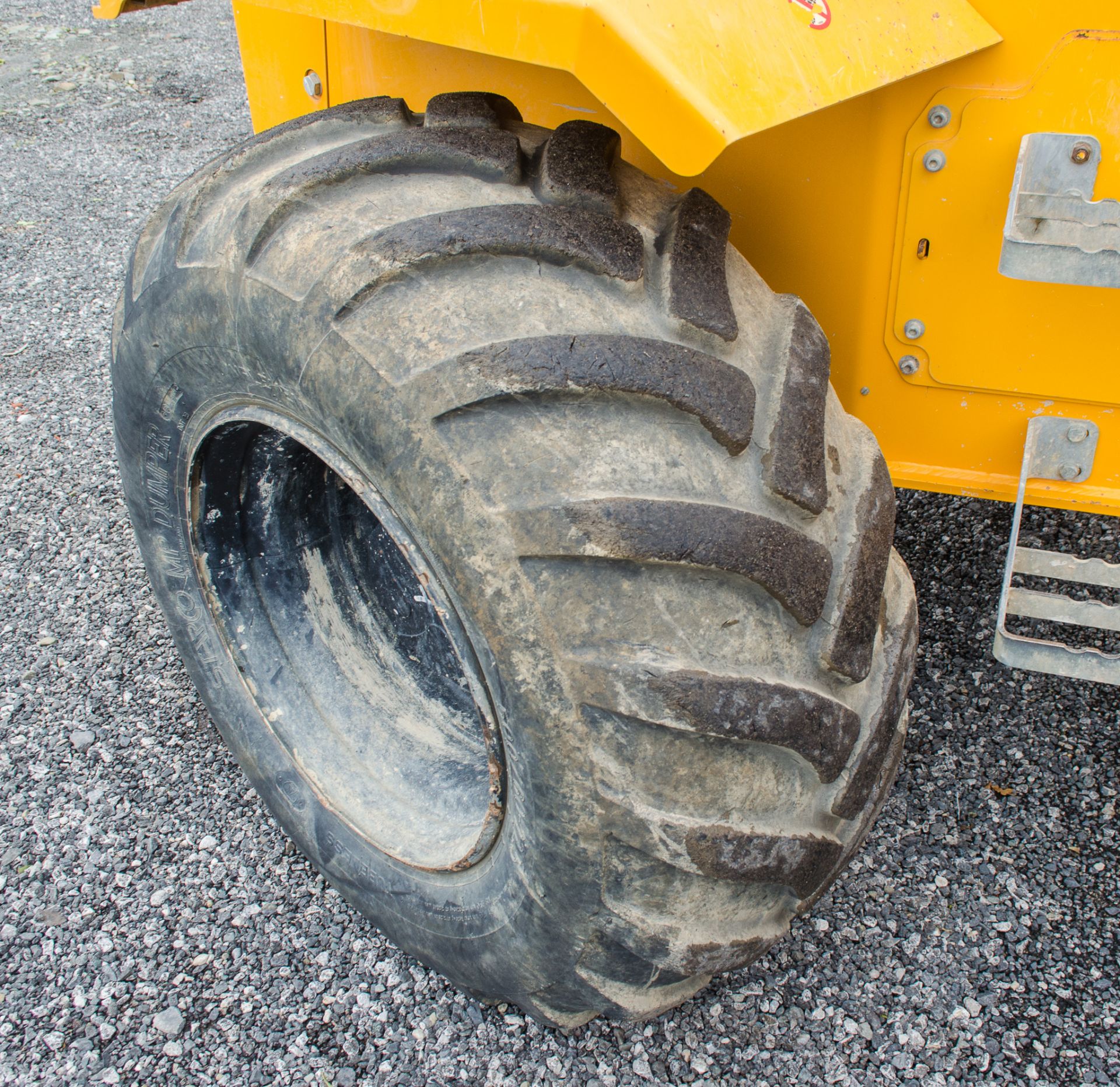 Thwaites 9 tonne straight skip dumper Year: 2018 S/N: 2090 Recorded Hours: 1081 c/w road light kit - Image 13 of 22