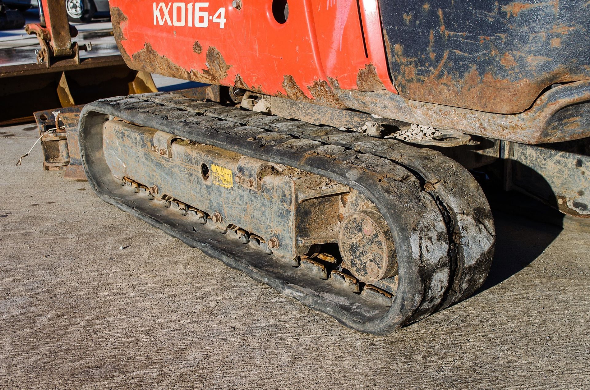 Kubota KX016-4 1.5 tonne rubber tracked mini excavator Year: 2015 S/N: 58688 Recorded Hours: 1736 - Image 9 of 19