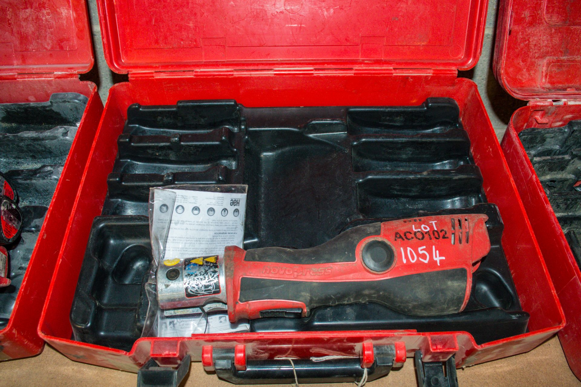 Novopress Aco102 cordless mini press tool c/w carry case PTH943