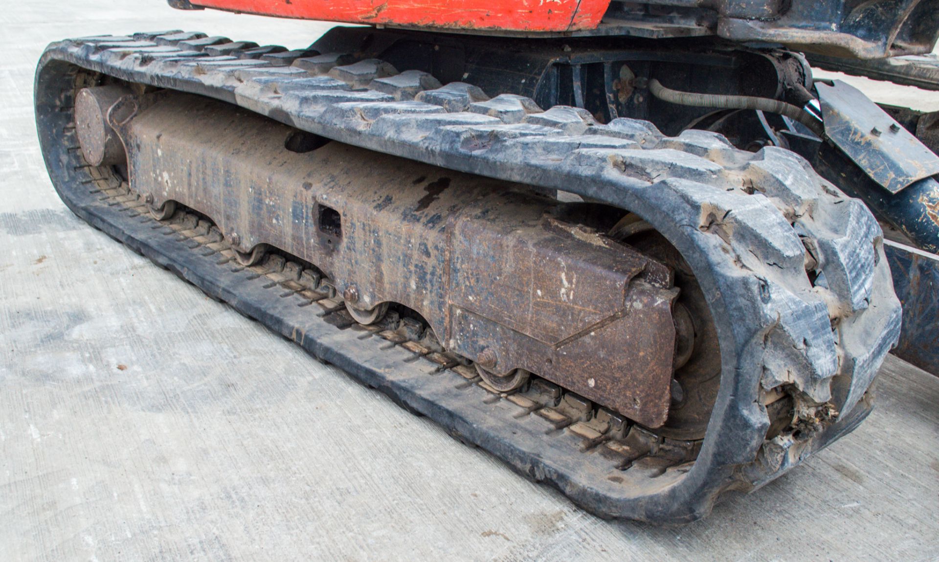 Kubota U48-4 4.8 tonne rubber tracked excavator Year: 2011 S/N: 50890 Recorded Hours: 4472 c/w - Image 10 of 18