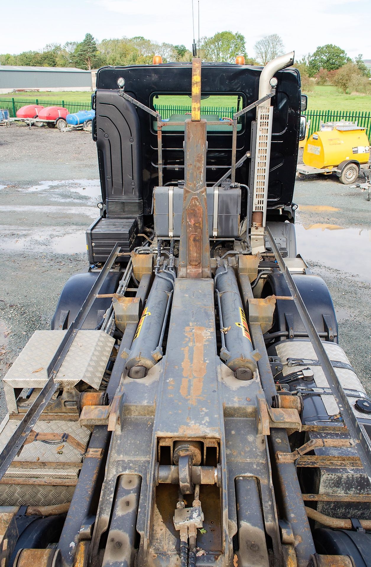 Renault Kerax 430  Euro 5  32 tonne 8x4 hook loader lorry Registration Number: PL63 FTJ Date of - Image 13 of 19