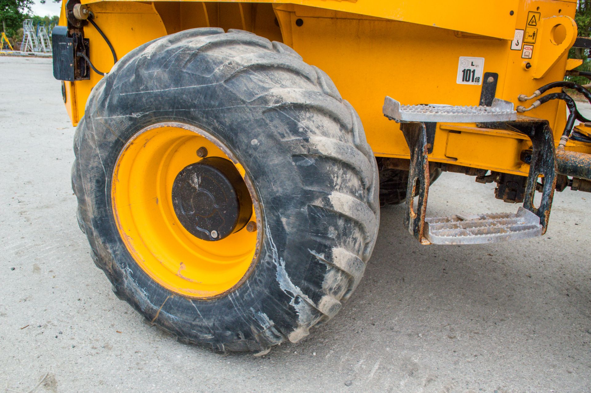 JCB 9T-1 9 tonne straight skip dumper  Year: 2018 S/N: 561853 Recorded Hours: 1307 - Image 10 of 19