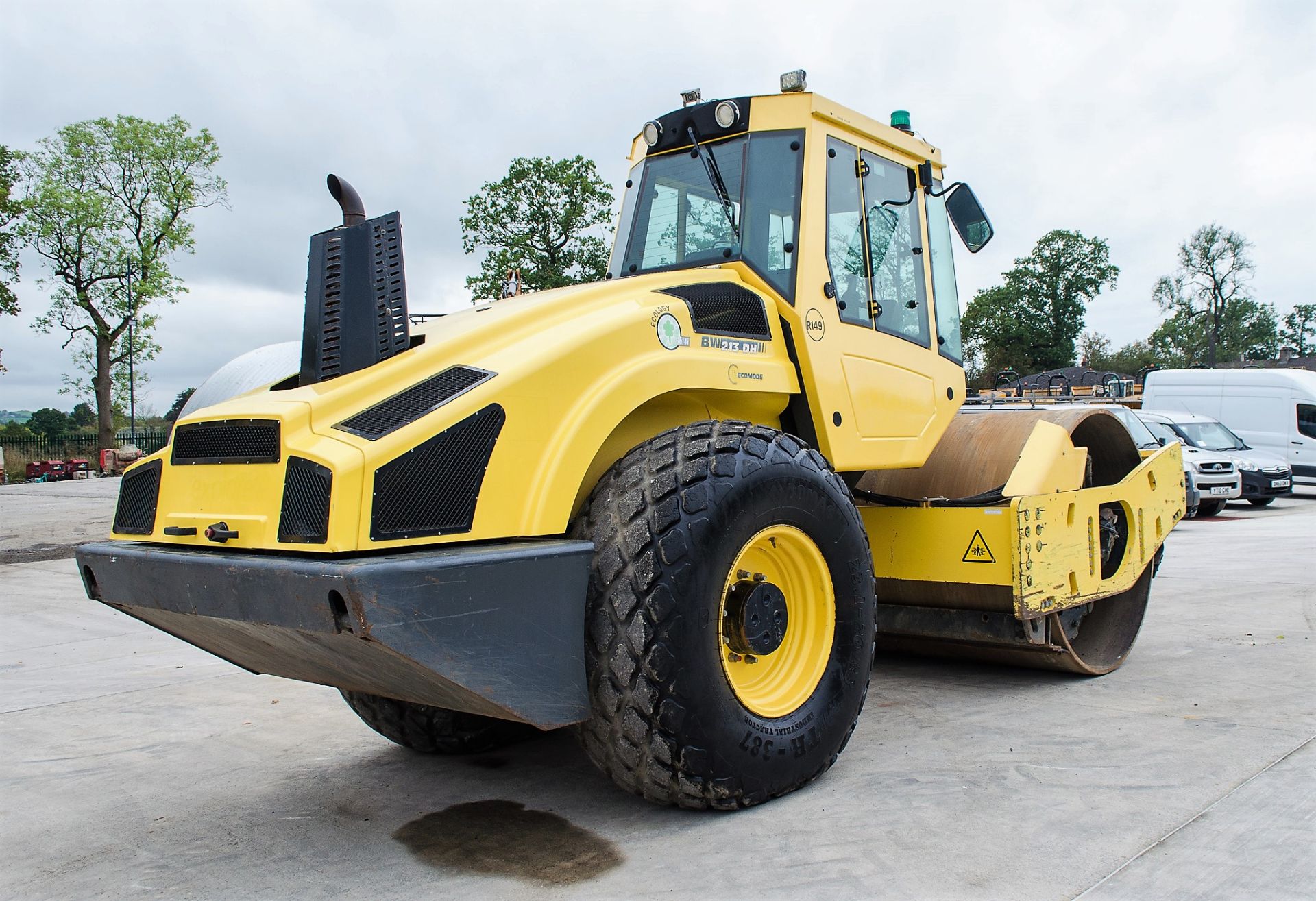 Bomag BW213 DH-4i single drum roller Year: 2014 S/N: 101004 Recorded Hours: 2194 ** This lot is - Image 3 of 21