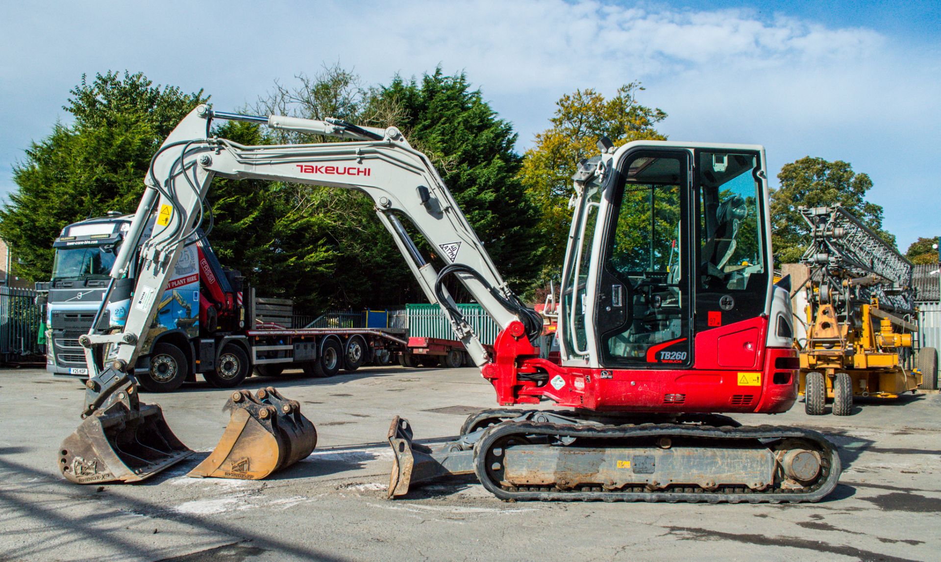 Takeuchi TB260 6 tonne rubber tracked midi excavator  Year: 2018 S/N: 12600319 Recorded Hours: - Image 7 of 25