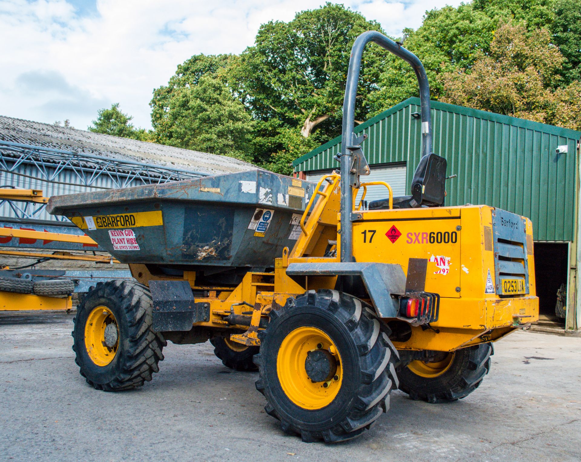 Barford SXR 6000 6 tonne swivel skip dumper  Year: 2007  S/N: SXR62076 Recorded Hours: 2310 17 - Image 4 of 20