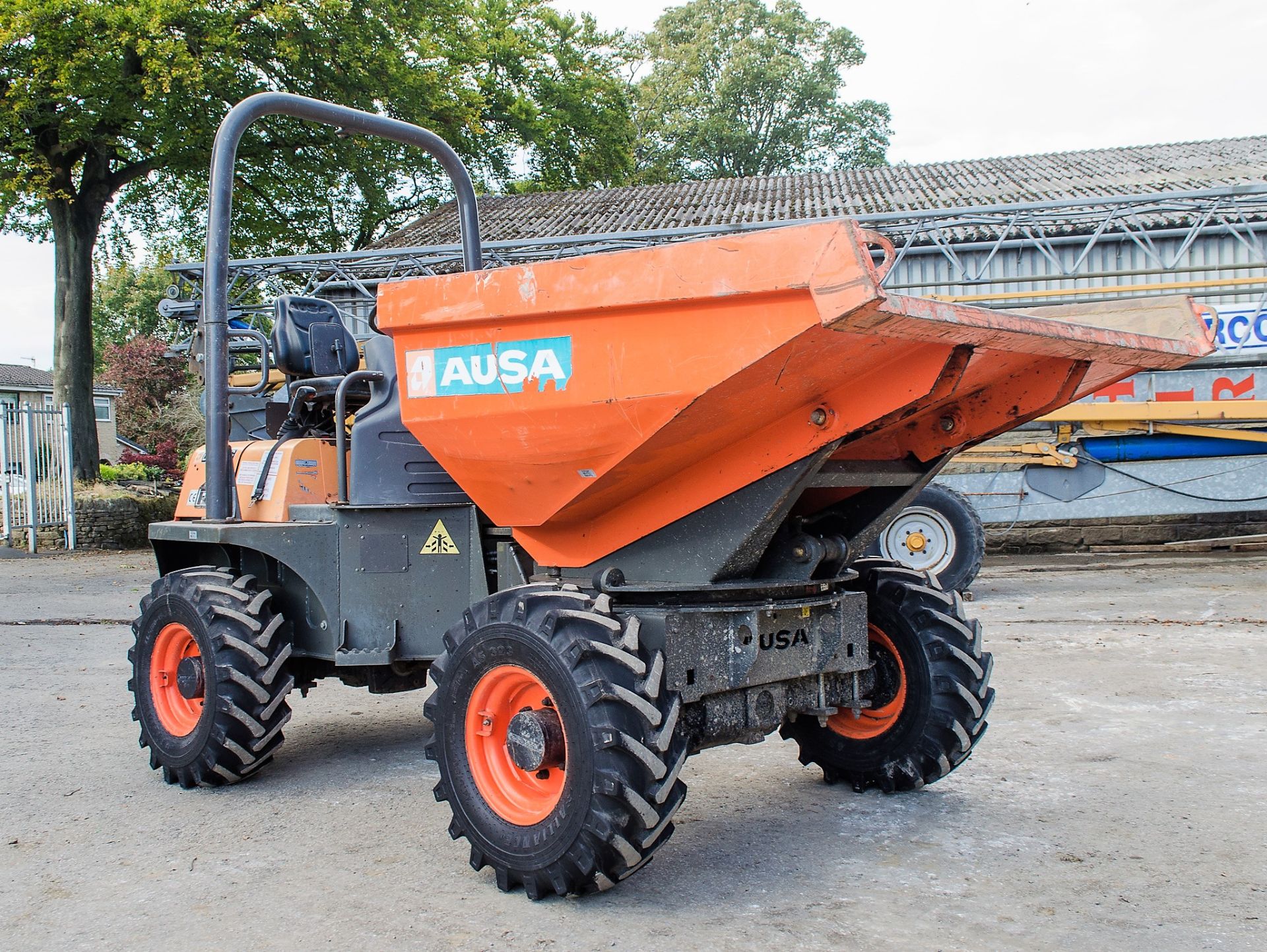 Ausa 3 tonne swivel skip dumper  Year: 2015 S/N: 73570 Recorded Hours: 768 - Image 2 of 21