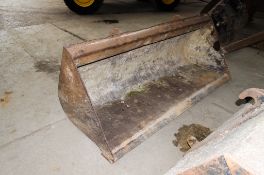 7 ft telescopic handler bucket