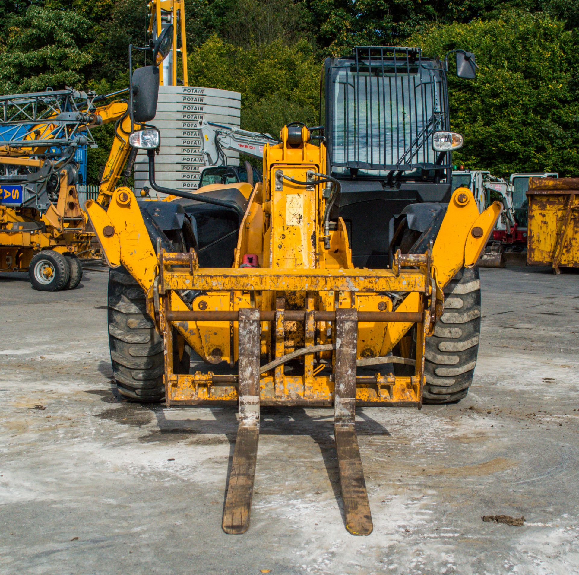 JCB 535 - 125 12.5 metre telescopic handler   Year: 2012 S/N: 2145750 Recorded Hours: 4051 Auxillary - Image 5 of 23