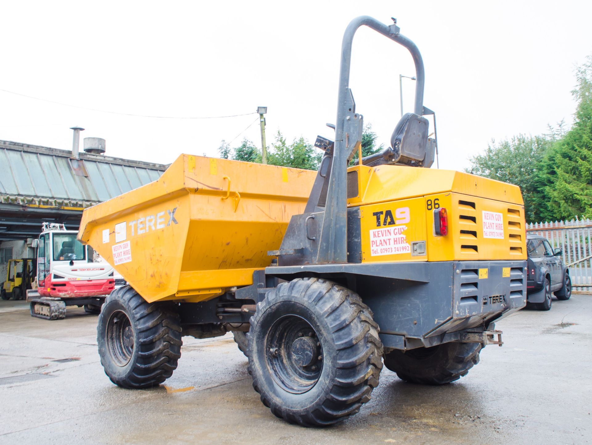 Terex 9 tonne straight skip dumper  Year: 2013  S/N: ED4MV4155 Recorded Hours: 2532 - Image 4 of 21