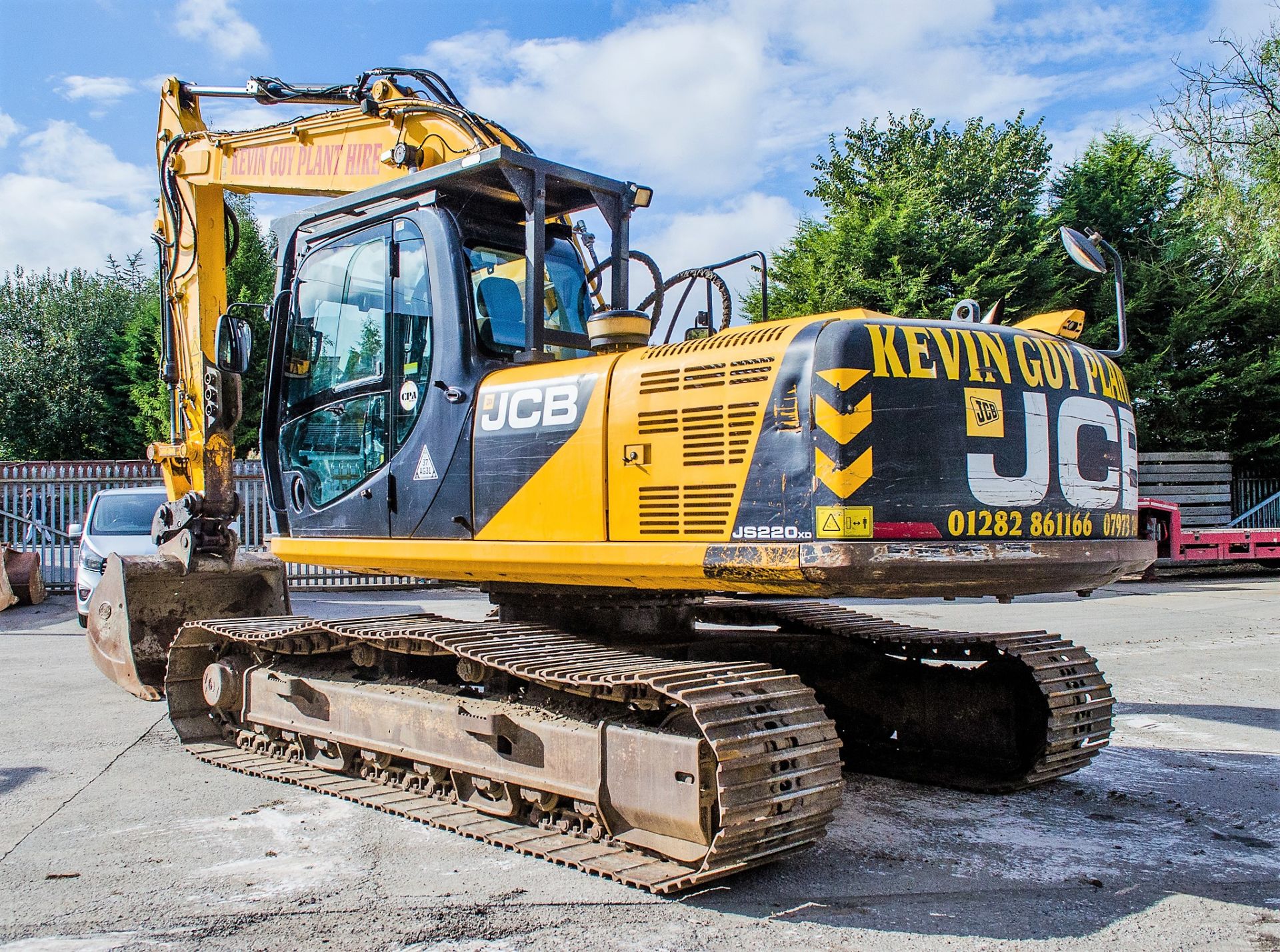 JCB JS 220 XD 22 tonne demolition spec steel tracked excavator - Image 3 of 27