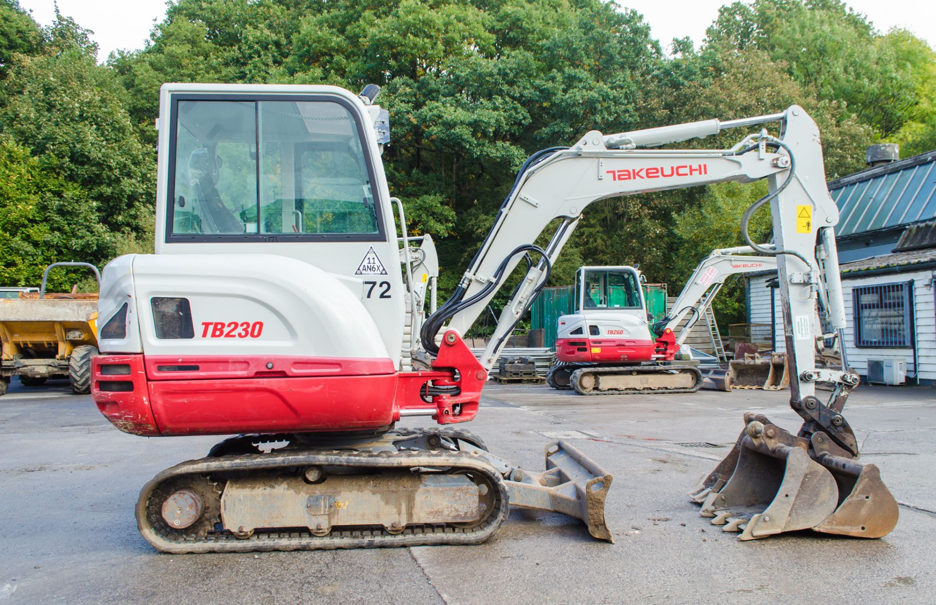 Takeuchi TB230 3 tonne rubber tracked mini excavator  Year: 2016 S/N: 23001324 Recorded Hours: - Image 7 of 21