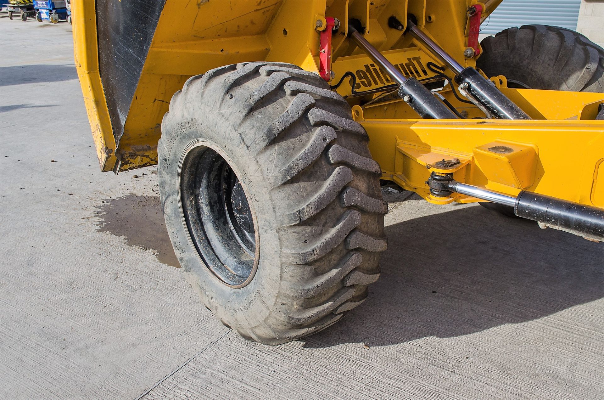 Thwaites 9 tonne straight skip dumper Year: 2018 S/N: 2E1993 Recorded Hours: 1315 ** This lot is not - Image 13 of 21