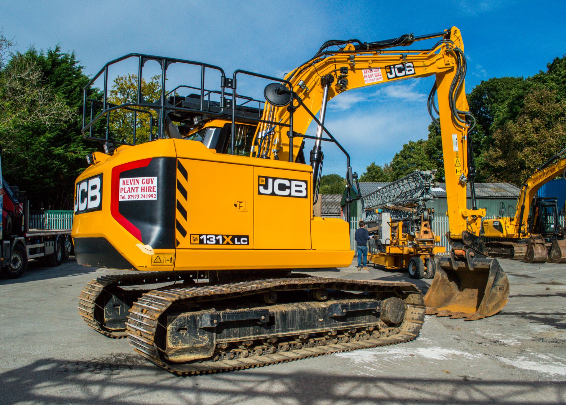 JCB 131 X LC 14 tonne steel tracked excavator  Year: 2019 S/N: 2779209 Recorded Hours: 623 c/w - Image 3 of 23