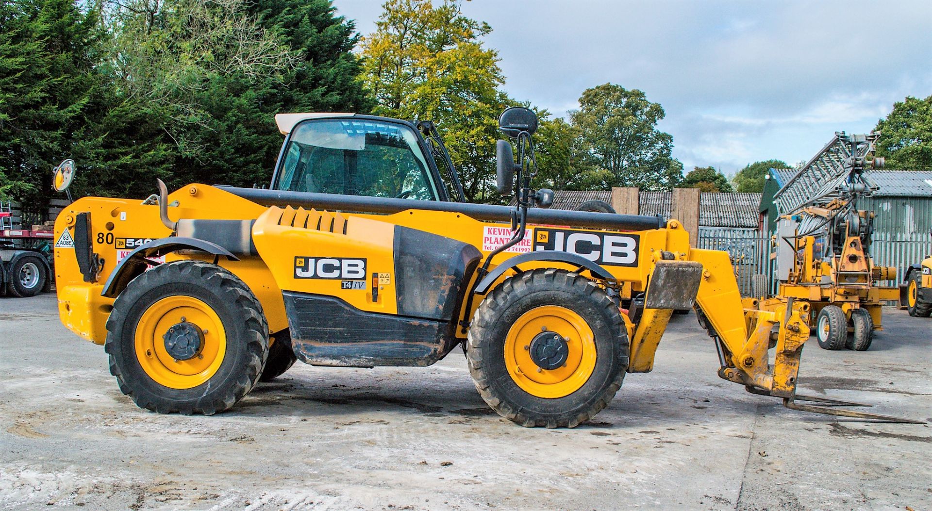 JCB 540 - 140 14 metre telescopic handler   Year: 2016 S/N: 2462658 Recorded Hours: 5434 Auxillary - Image 8 of 23