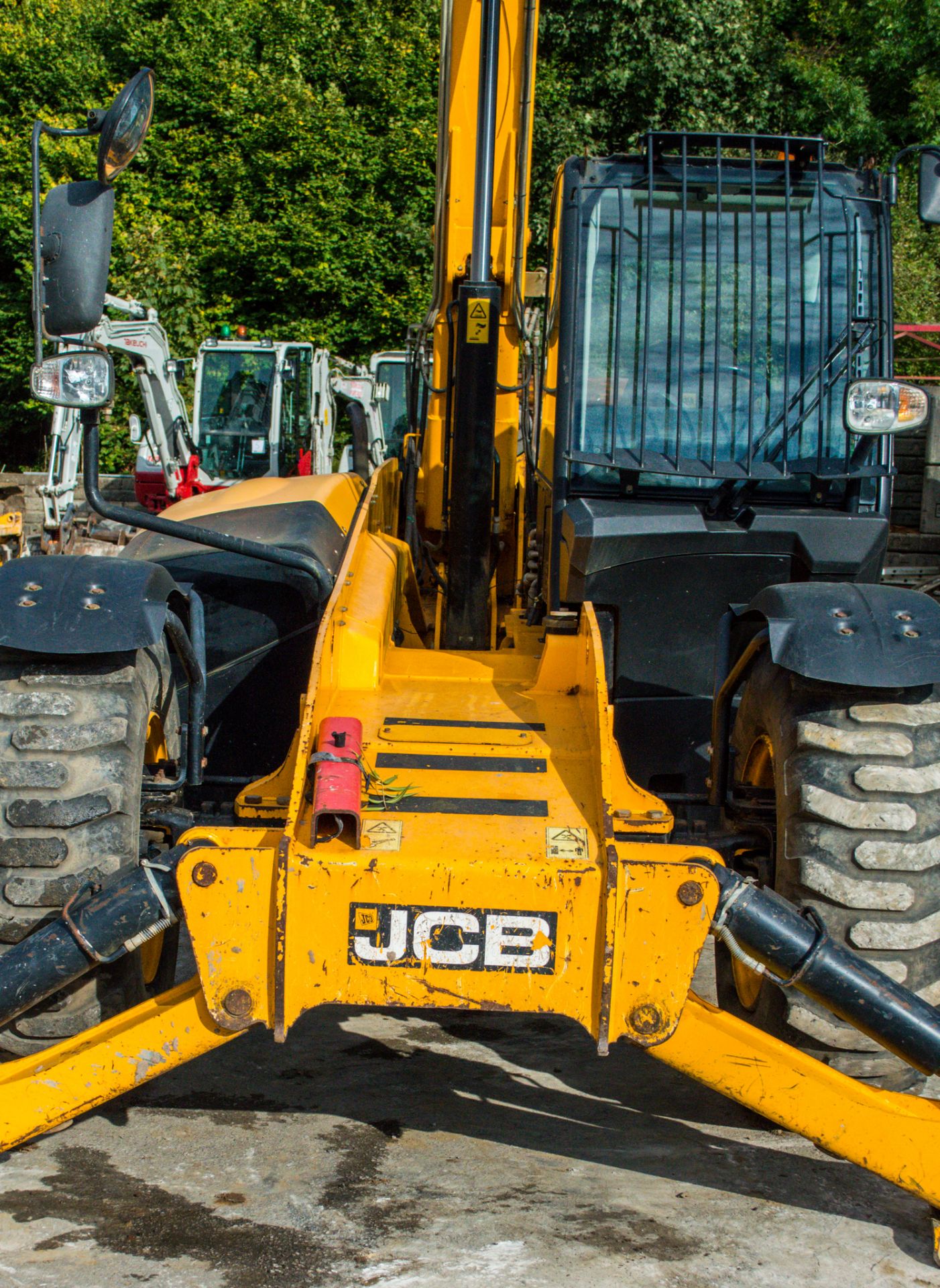 JCB 535 - 125 12.5 metre telescopic handler   Year: 2012 S/N: 2145750 Recorded Hours: 4051 Auxillary - Image 17 of 23