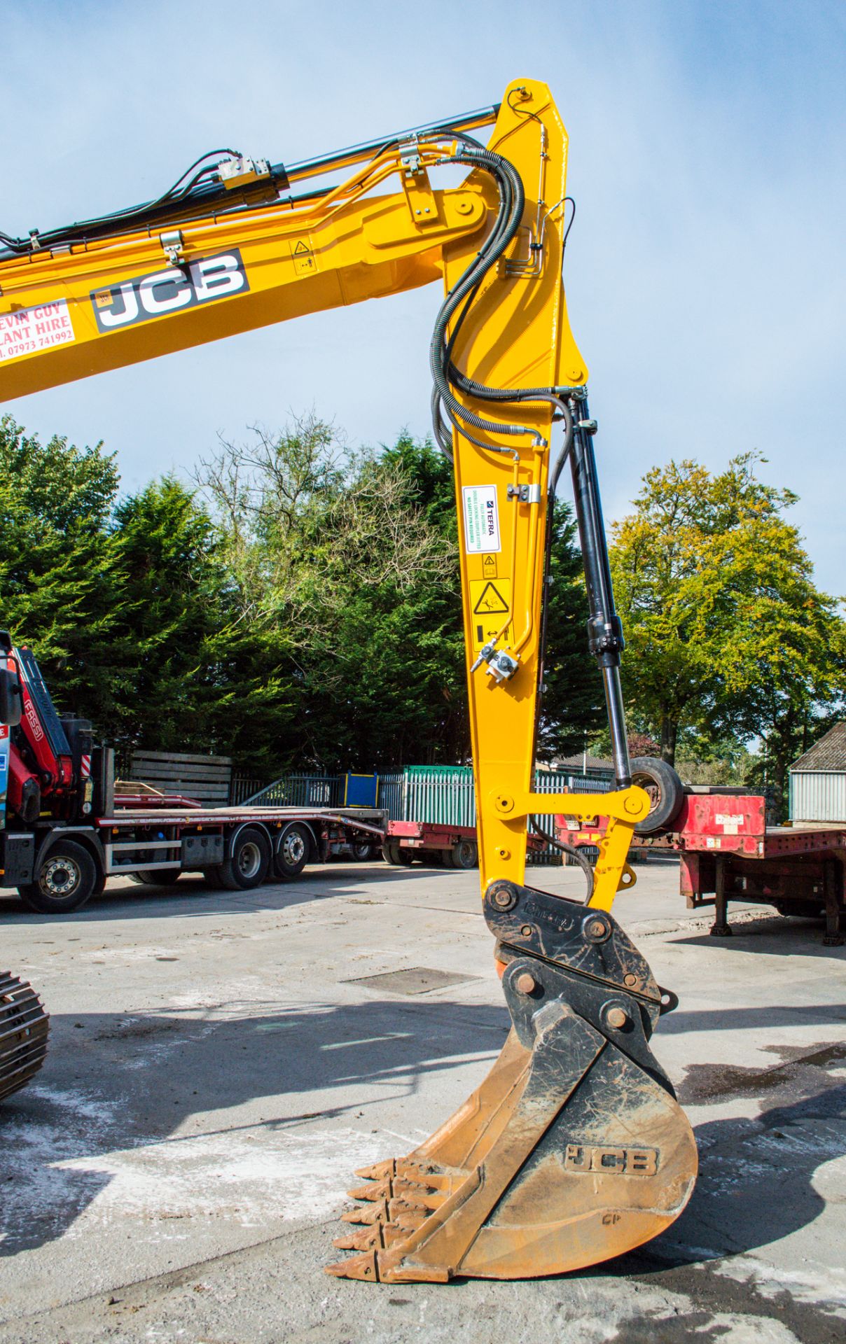 JCB 131 X LC 14 tonne steel tracked excavator  Year: 2019 S/N: 2779209 Recorded Hours: 623 c/w - Image 12 of 23