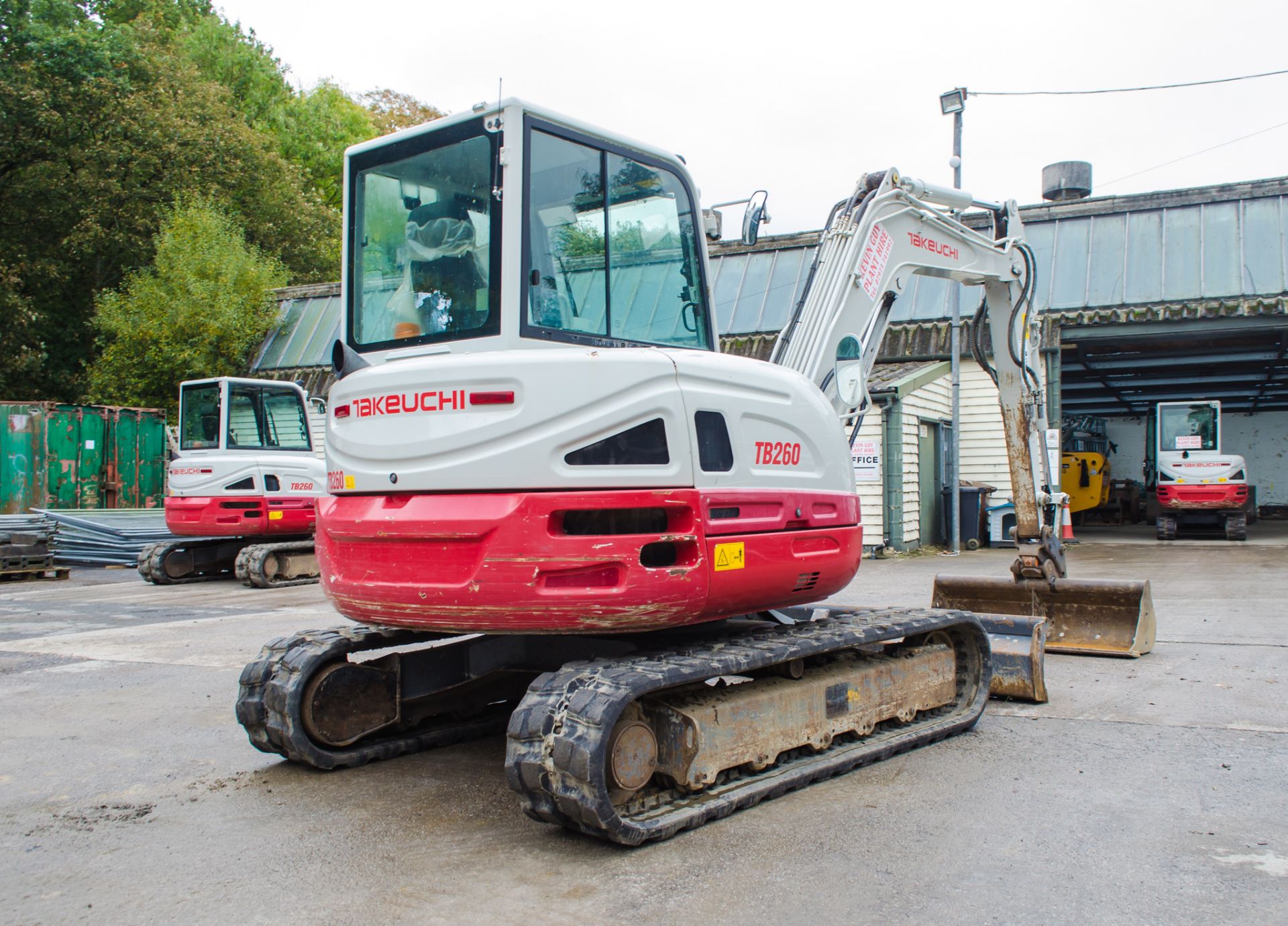 Takeuchi TB260 6 tonne rubber tracked midi excavator  Year: 2016 S/N: 126001565 Recorded Hours: 3163 - Image 3 of 23