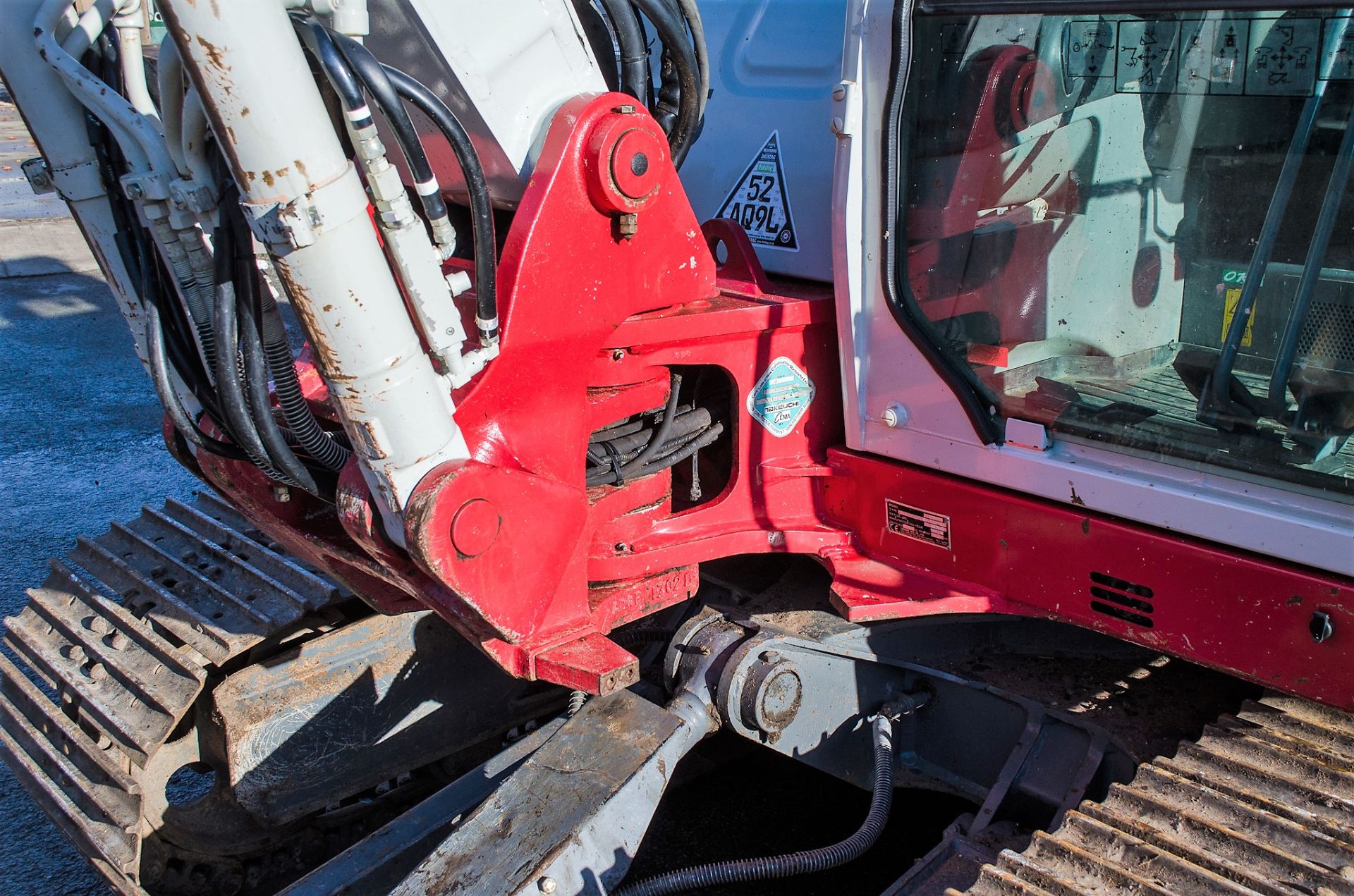 Takeuchi TB290 9 tonne steel tracked excavator  Year: 2017 S/N: 190200753 Recorded Hours: 2763 c/w - Image 17 of 26