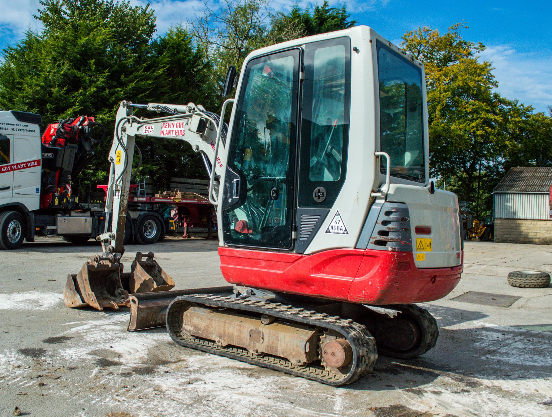 Takeuchi TB228 2.8 tonne rubber tracked mini excavator  Year: 2013 S/N: 22802670 Recorded Hours: Not - Image 3 of 20