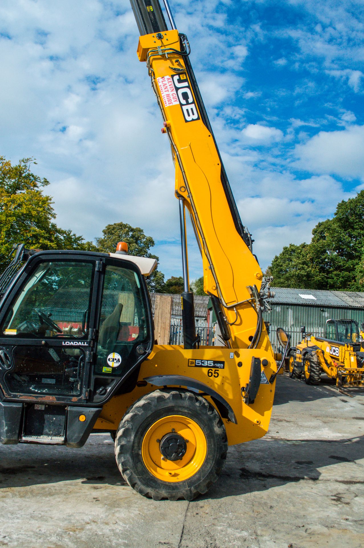 JCB 535 - 125 12.5 metre telescopic handler   Year: 2012 S/N: 2145750 Recorded Hours: 4051 Auxillary - Image 18 of 23