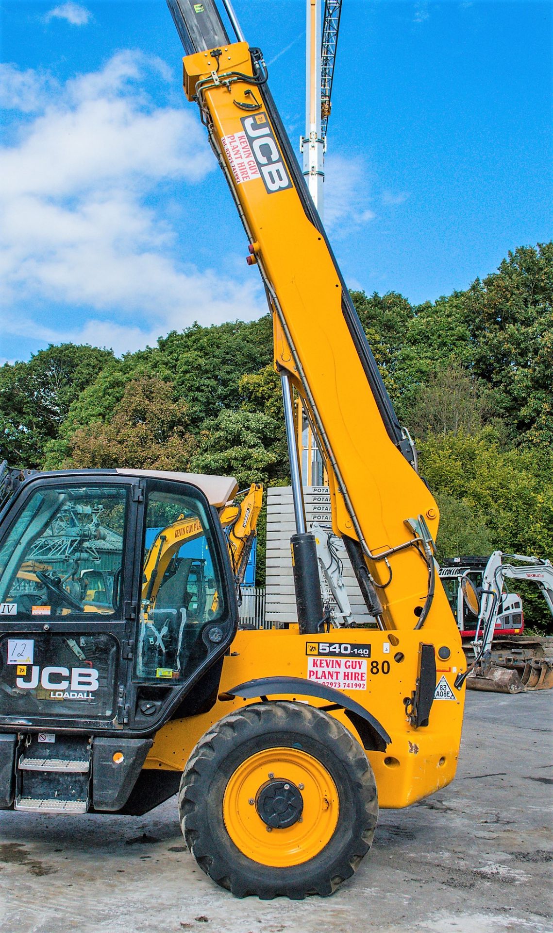 JCB 540 - 140 14 metre telescopic handler   Year: 2016 S/N: 2462658 Recorded Hours: 5434 Auxillary - Image 18 of 23