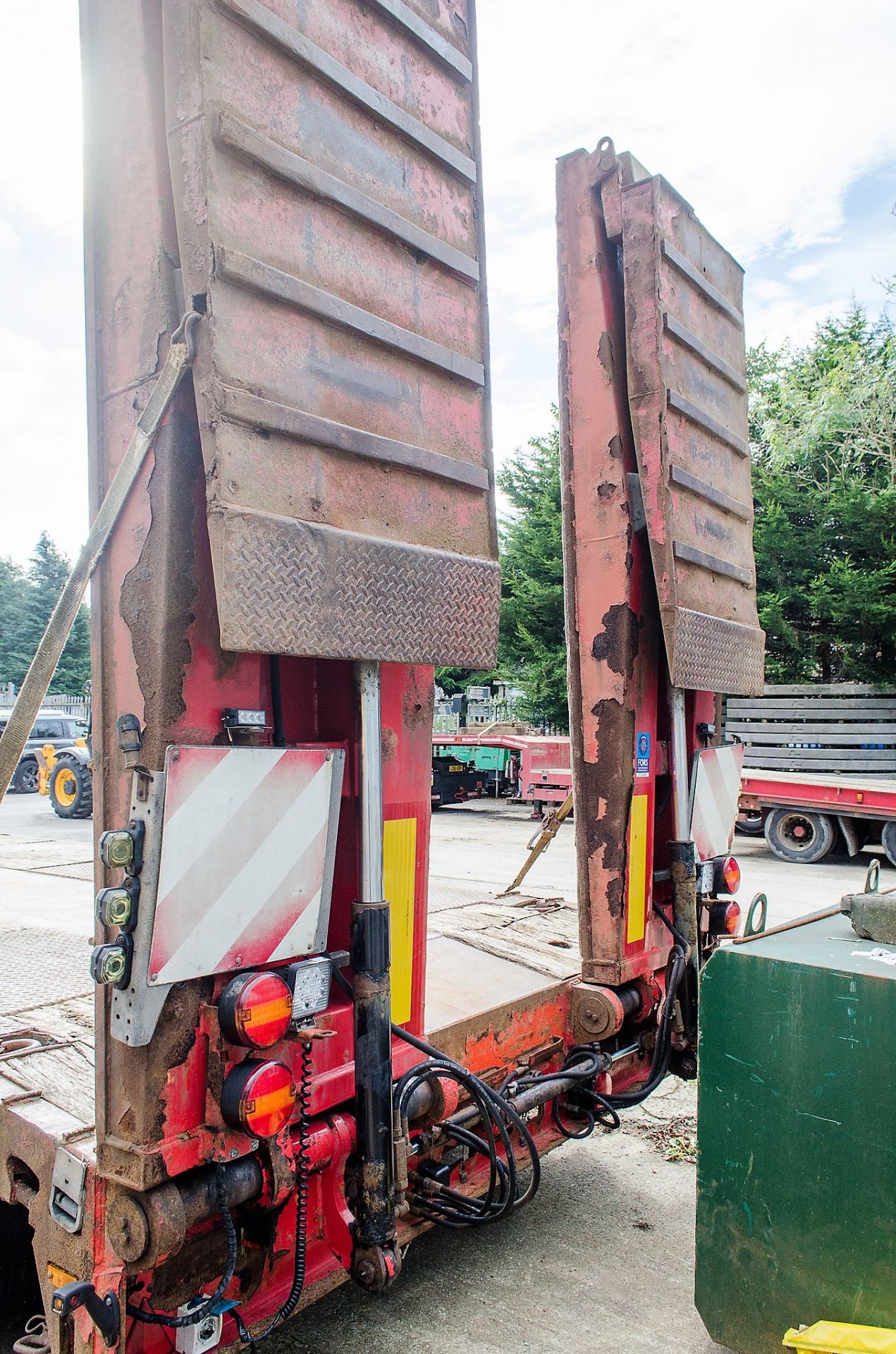 Faymonville STN 4AU 65 tonne 4 axle extendable step frame low loader trailer  Year: 2008  S/N: - Image 6 of 12