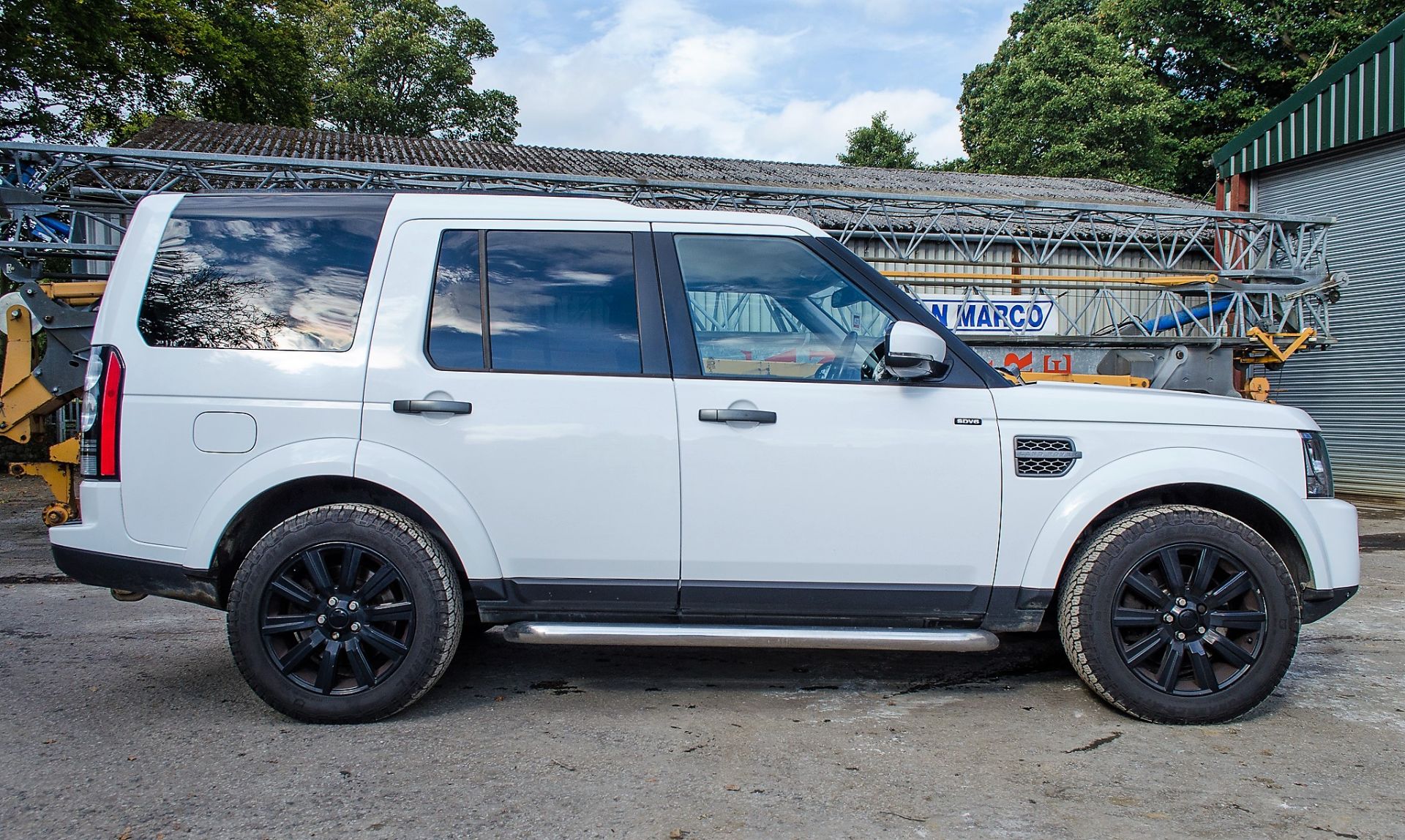 Land Rover Discovery 4 SE SDV6 Commercial 4wd SUV Reg No: YL65 YKA (Private plate now removed) - Image 8 of 28