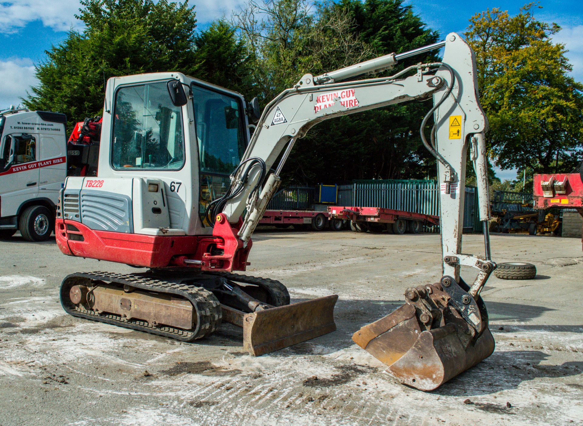 Takeuchi TB228 2.8 tonne rubber tracked mini excavator  Year: 2013 S/N: 22802670 Recorded Hours: Not - Image 2 of 20